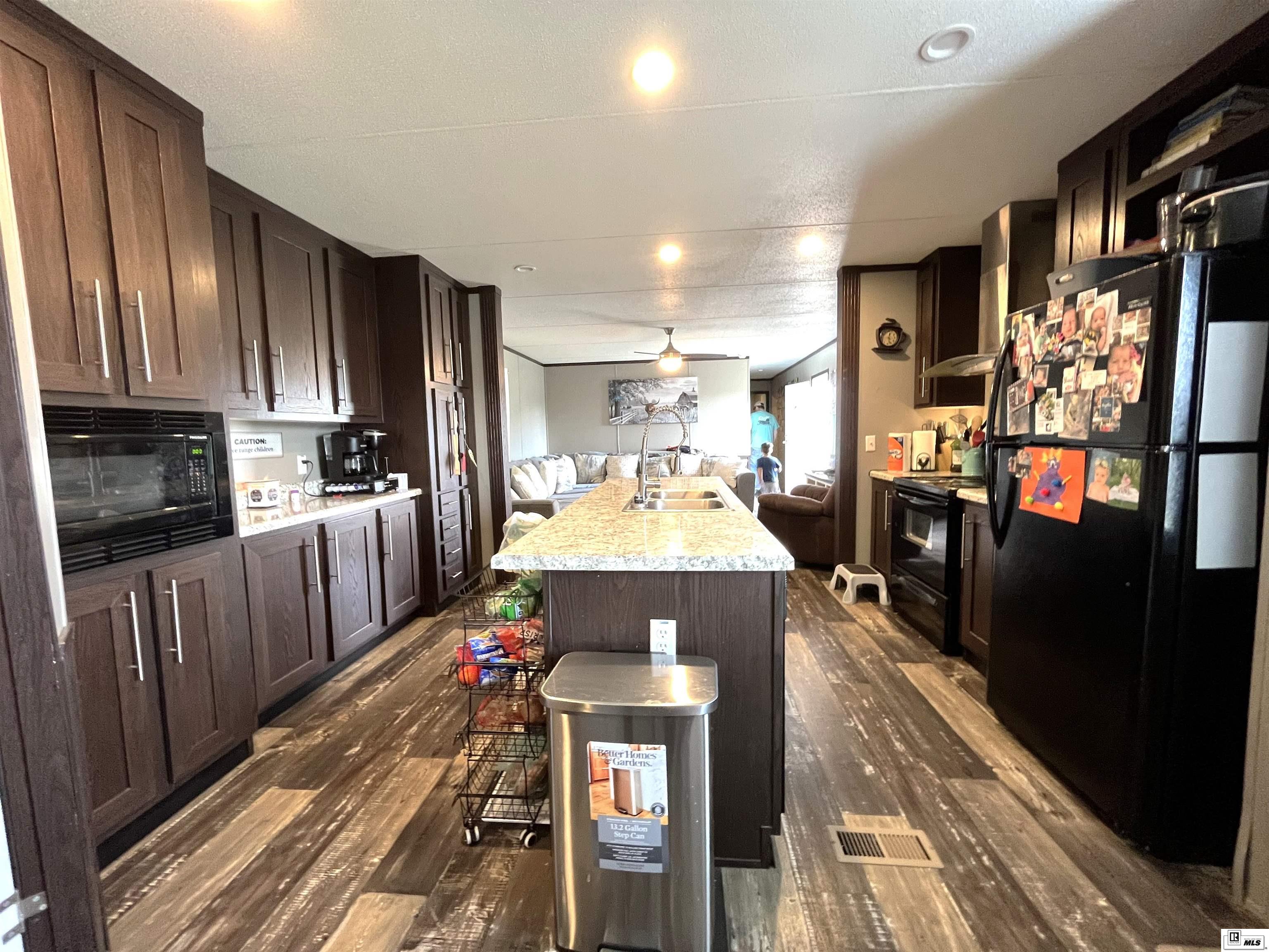 135 Hibbs Lane