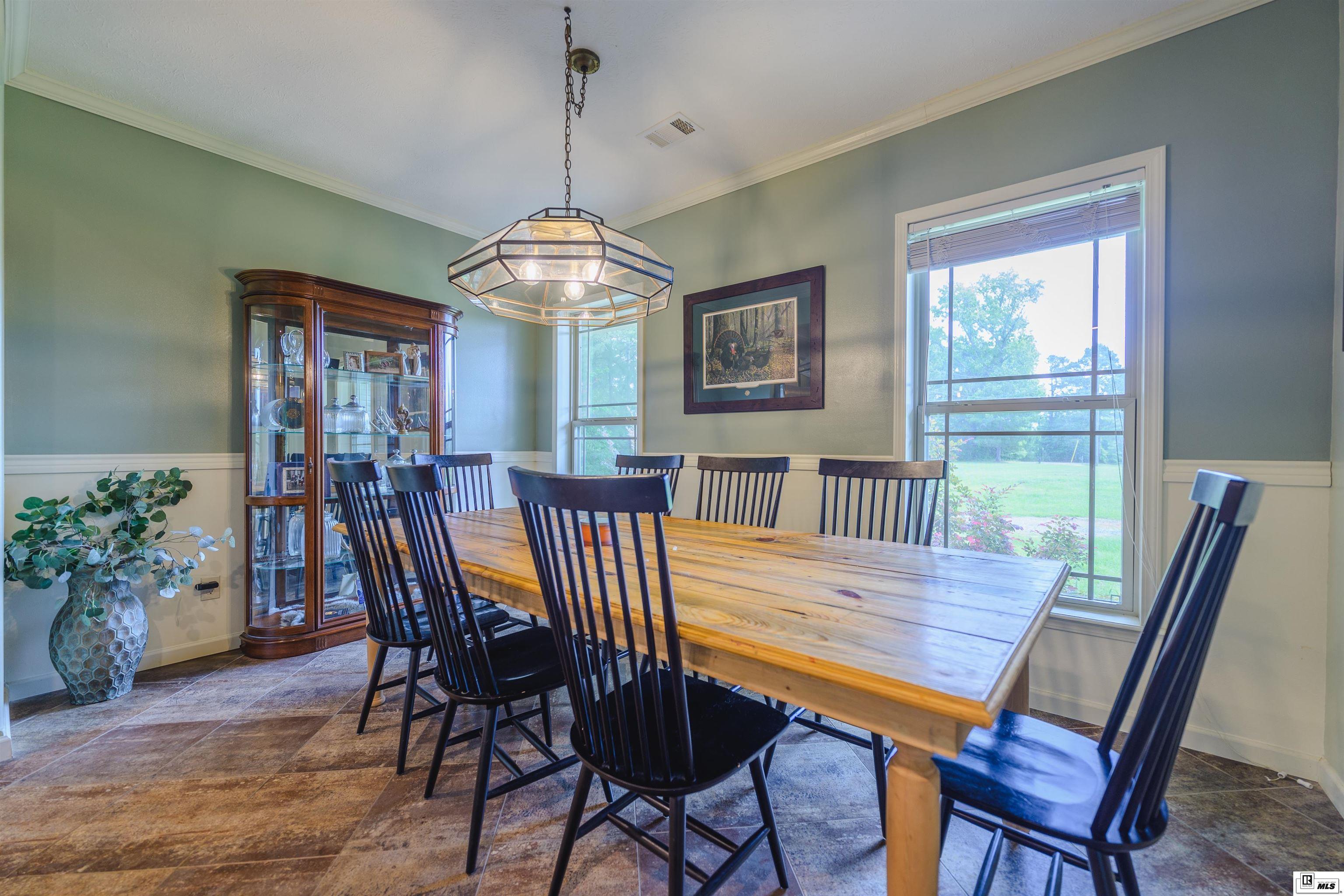 586 Fair Road