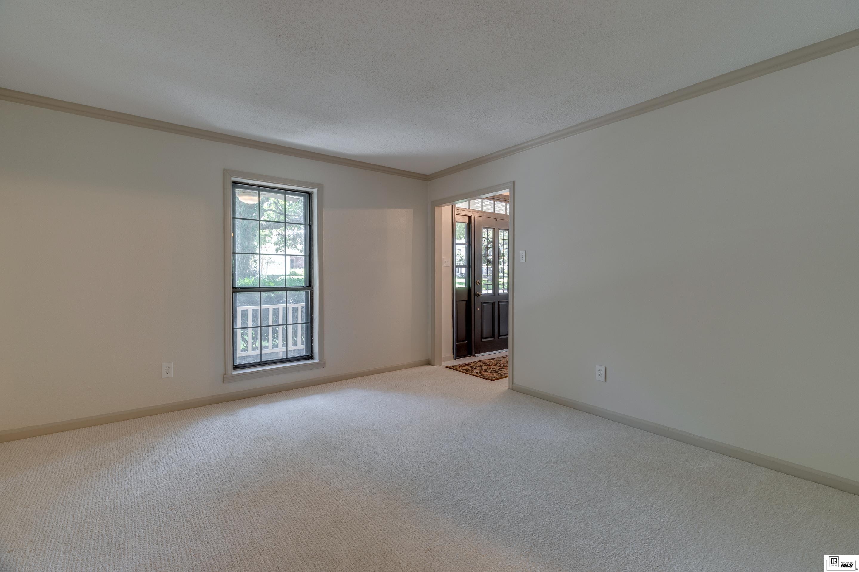 2809 River Oaks Drive