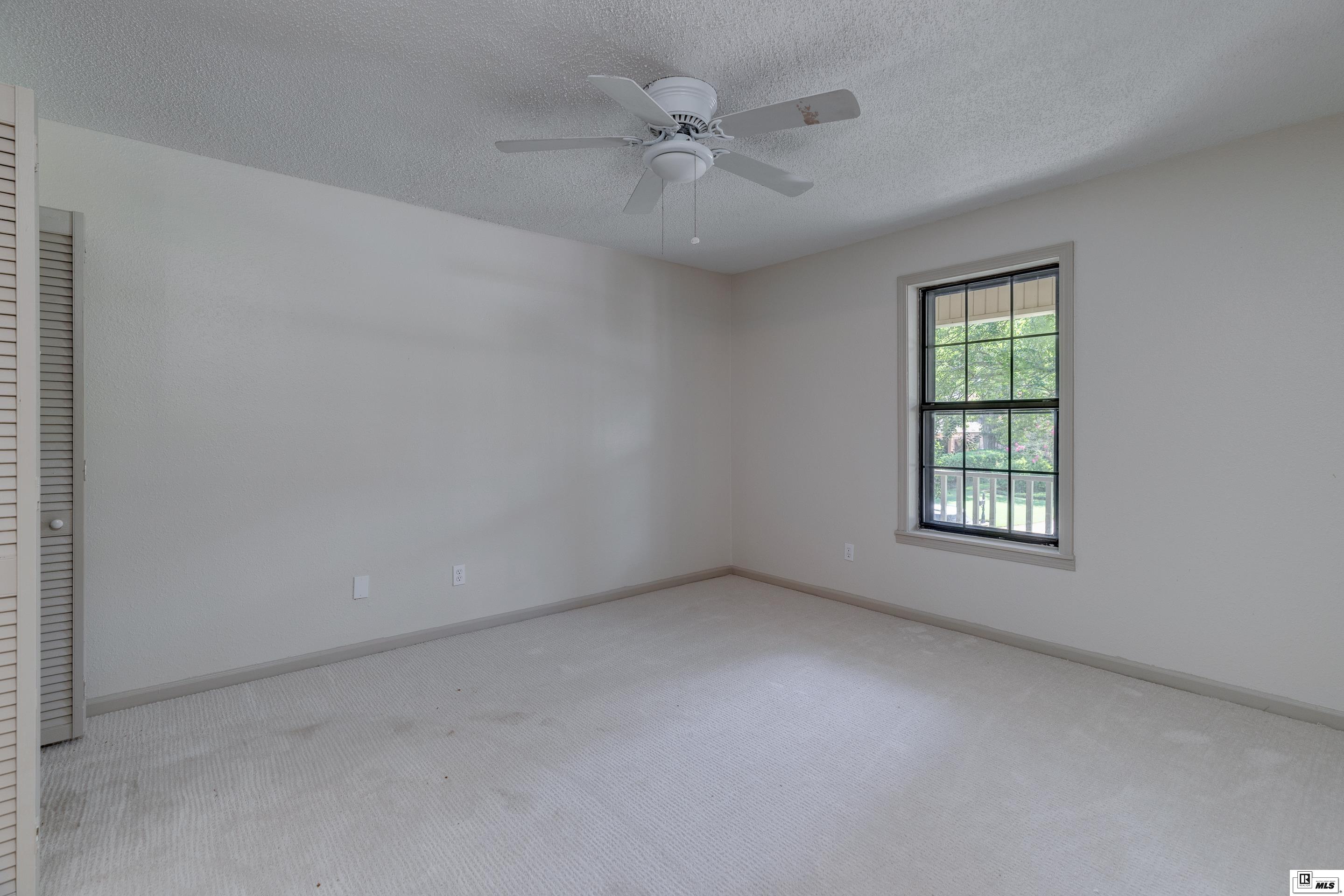 2809 River Oaks Drive