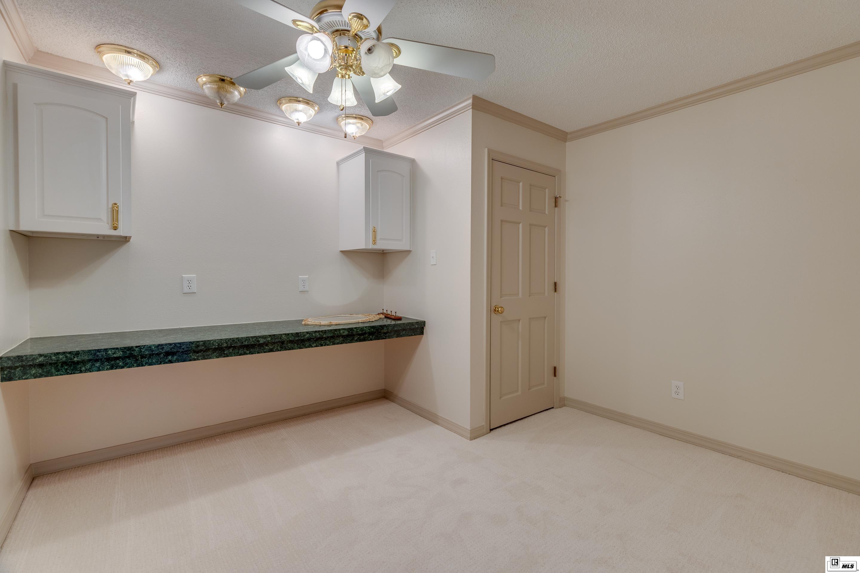 2809 River Oaks Drive