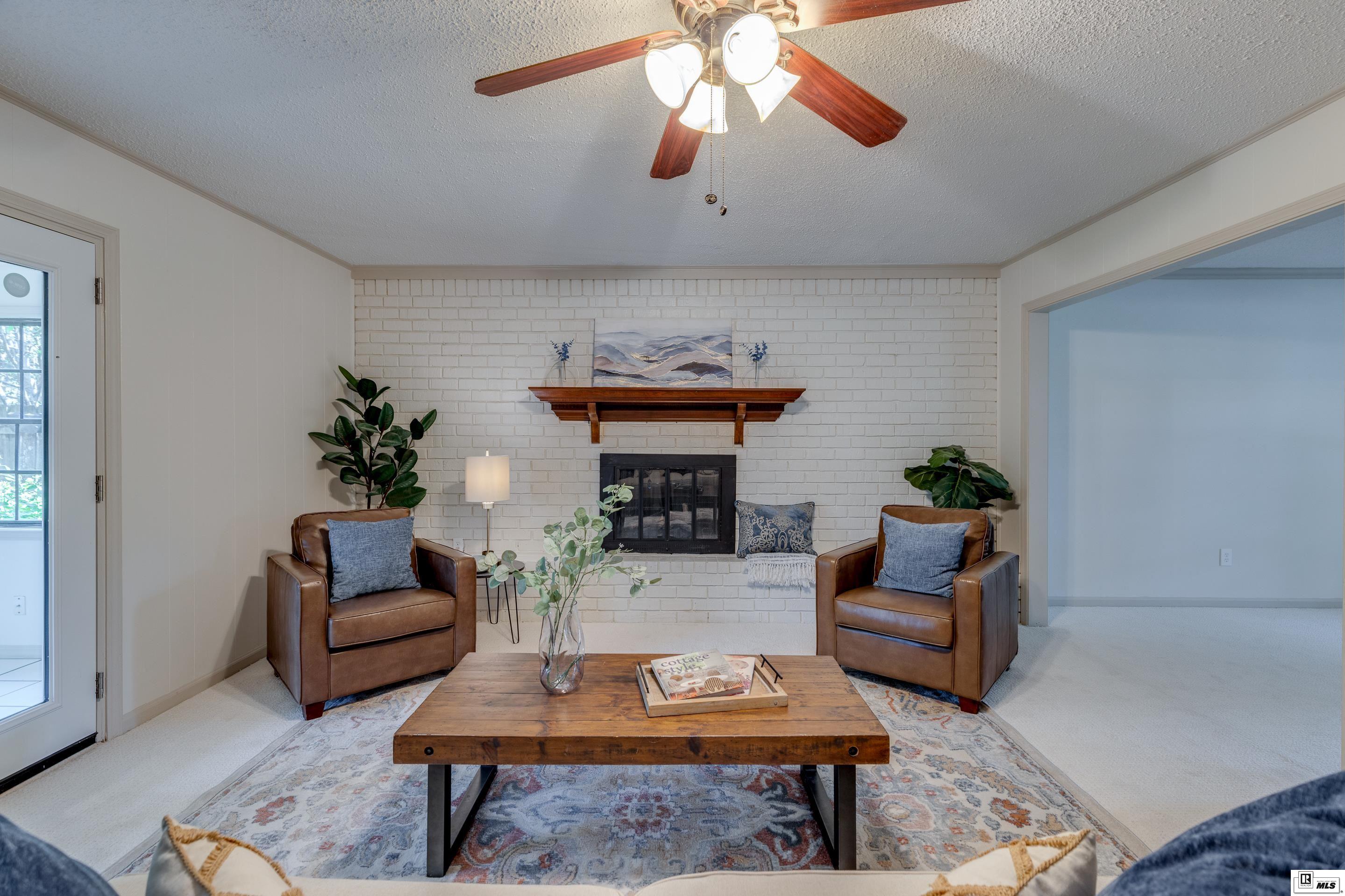 2809 River Oaks Drive