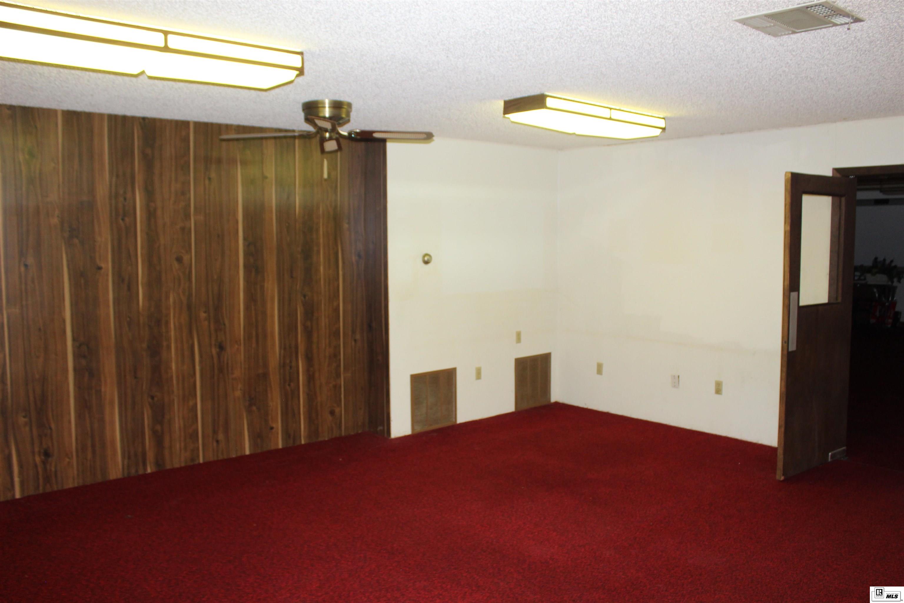 2832 Highway 594