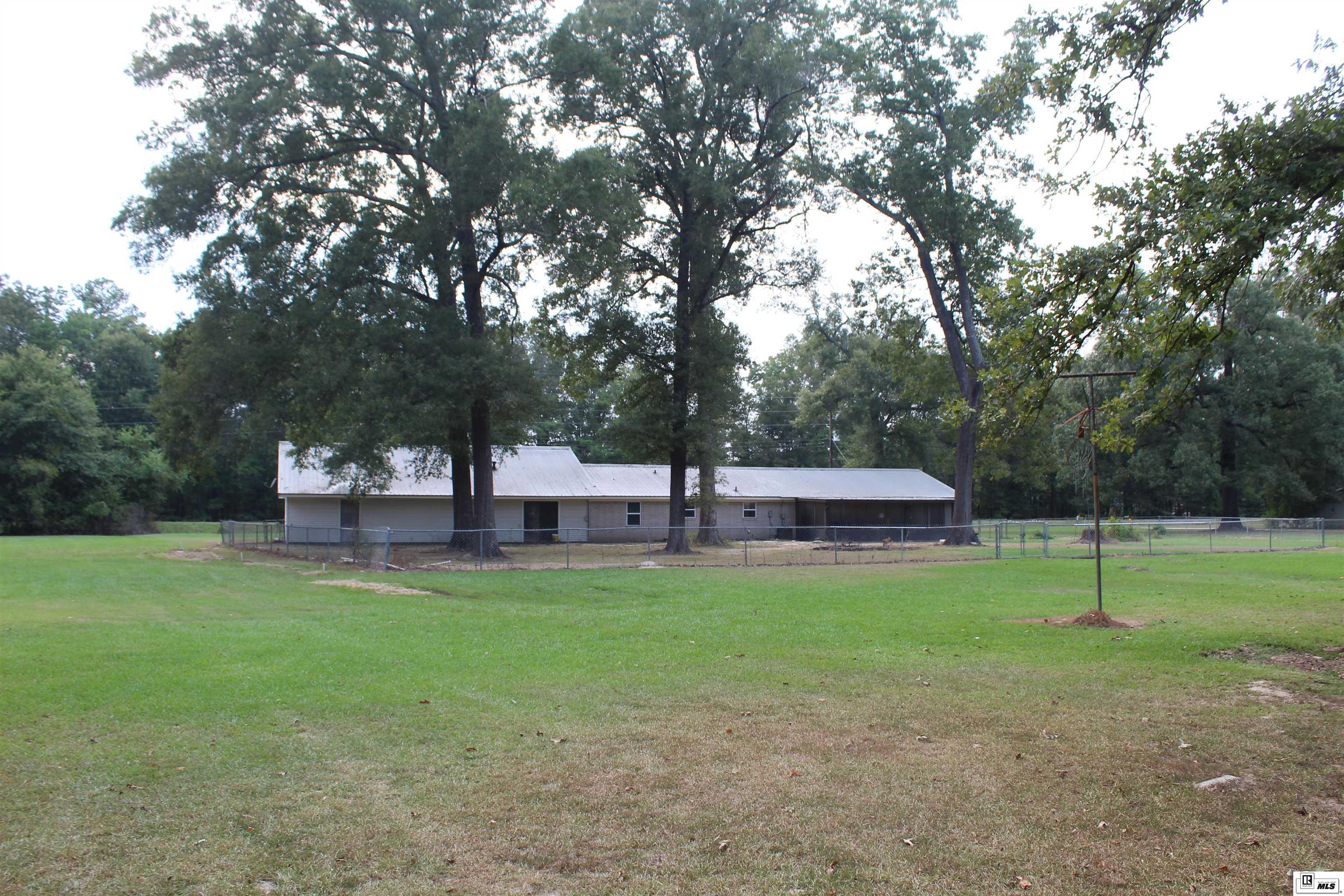 2832 Highway 594