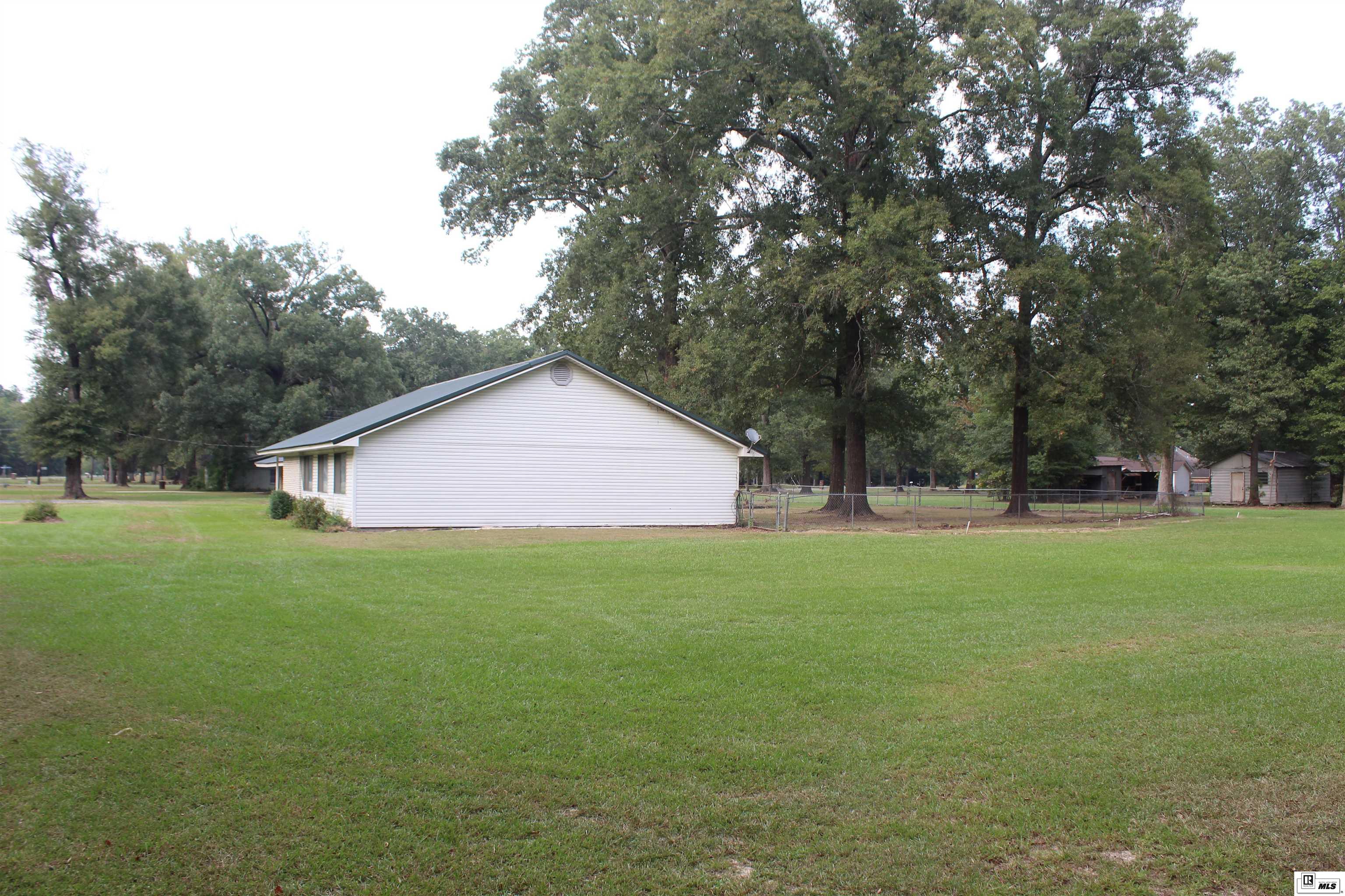 2832 Highway 594