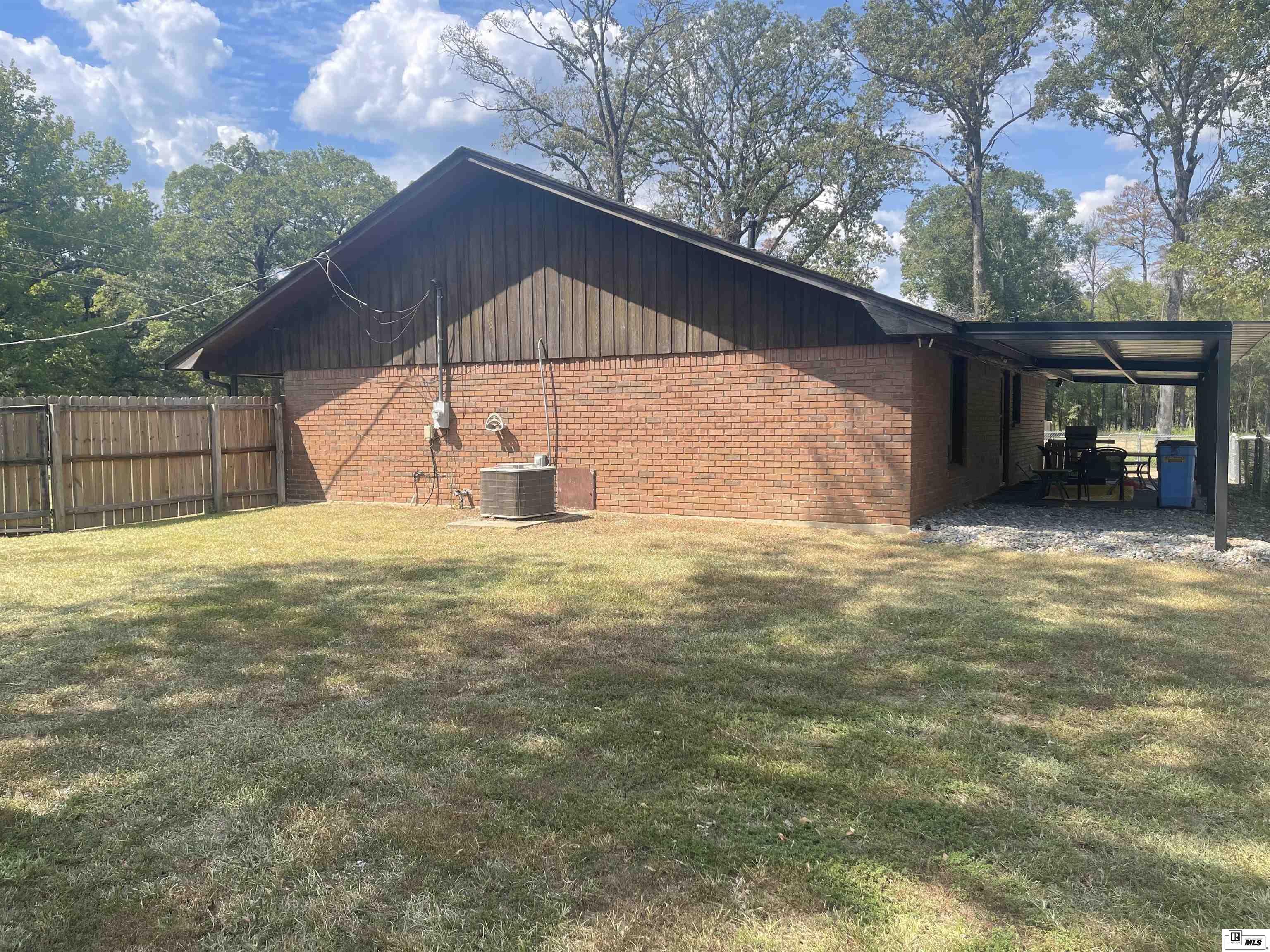 4968 La Highway 139