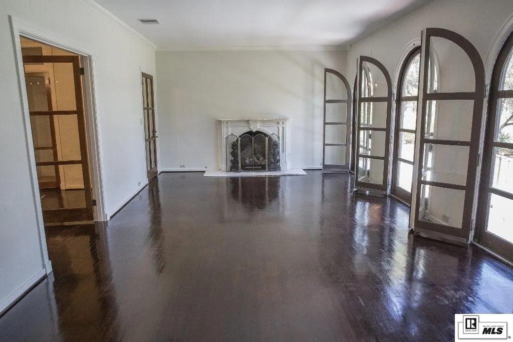 1401 3rd  Street