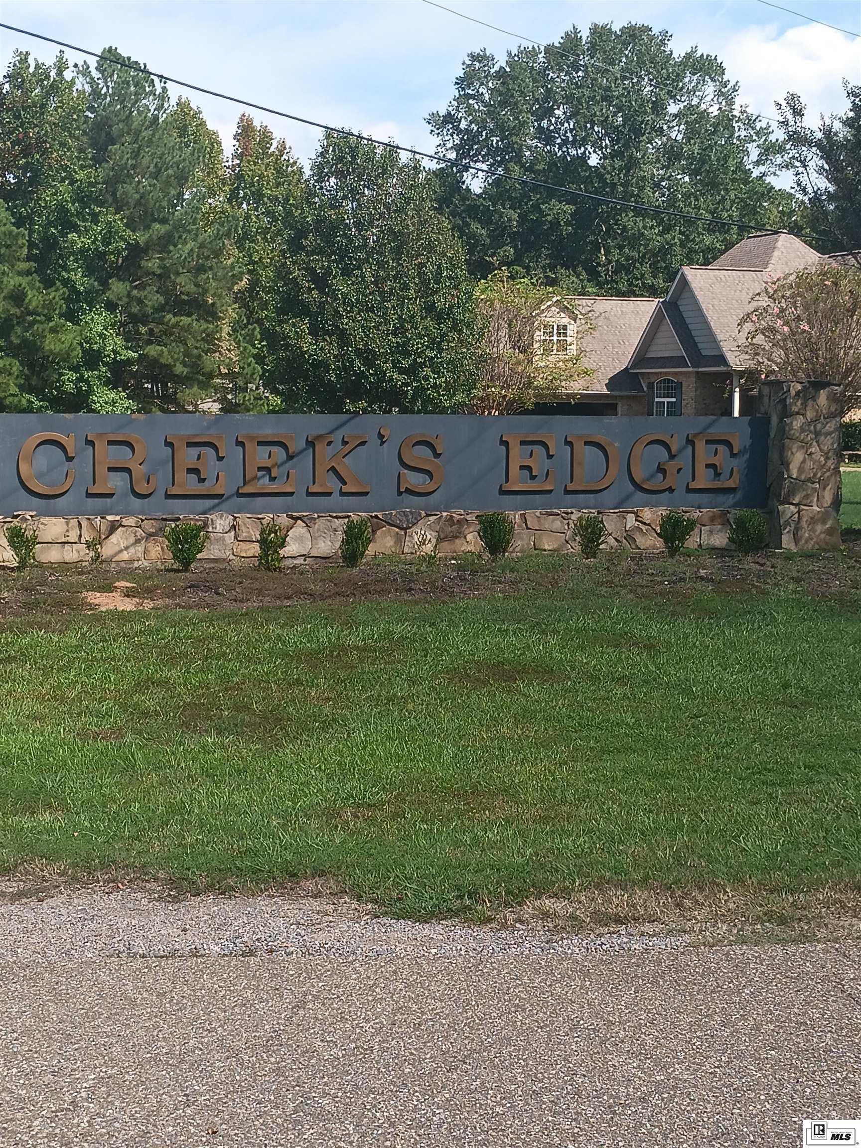 132 Creekside Drive