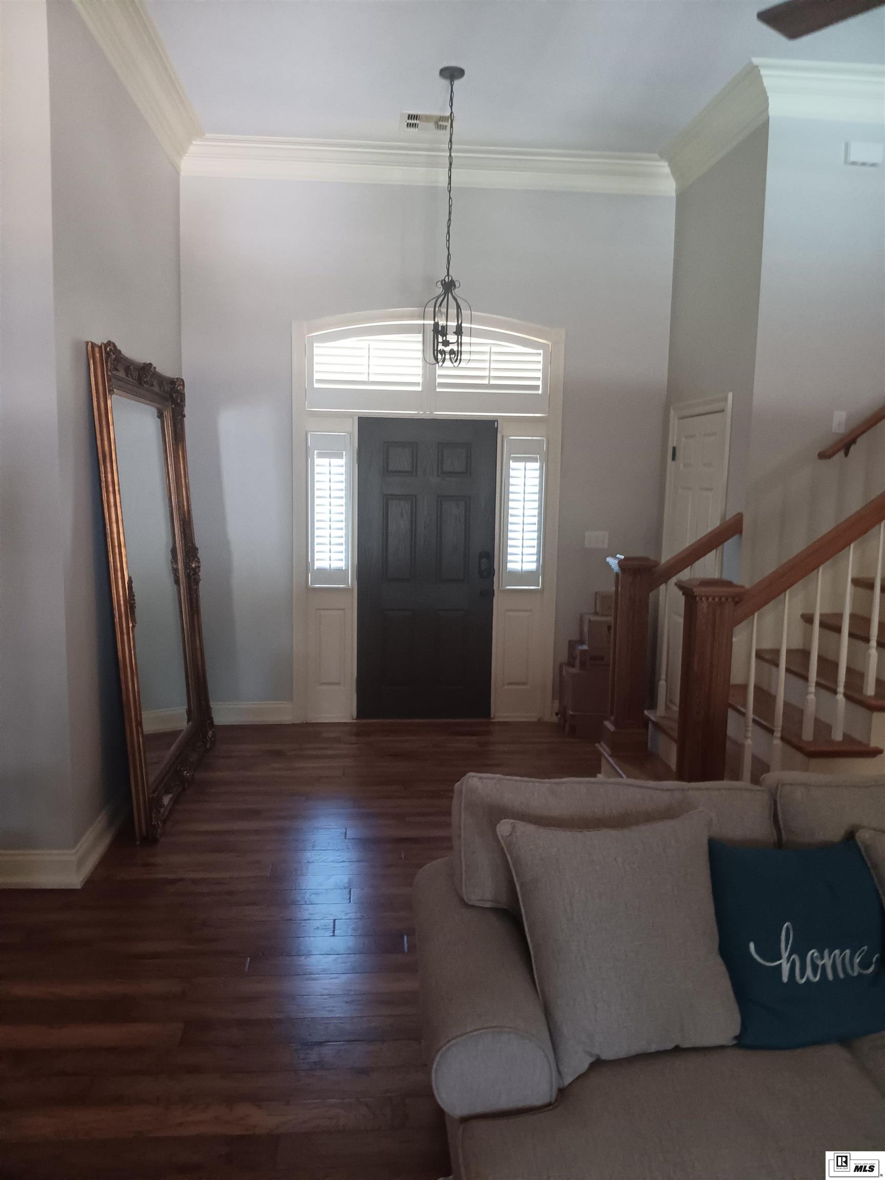 132 Creekside Drive