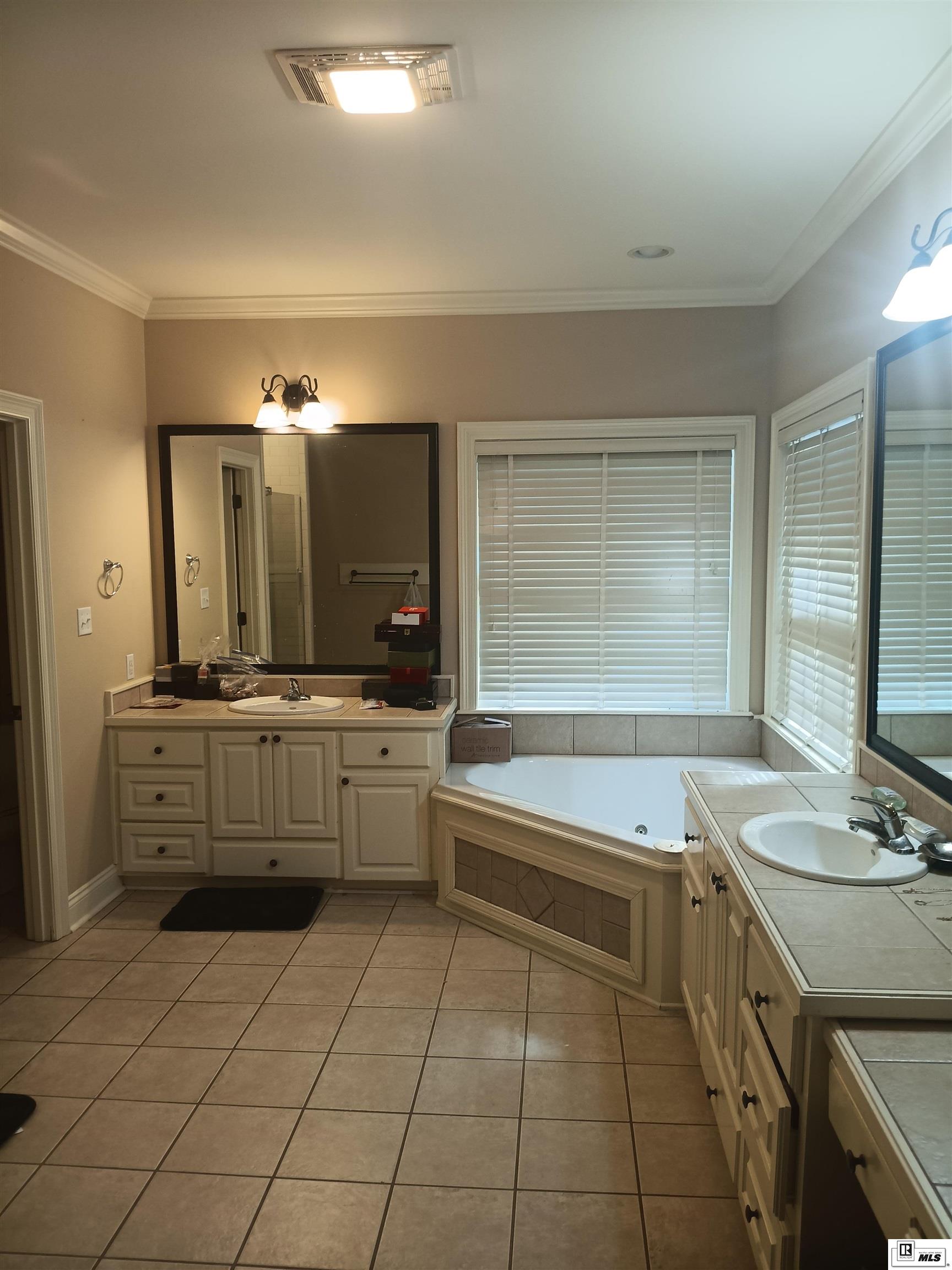 132 Creekside Drive