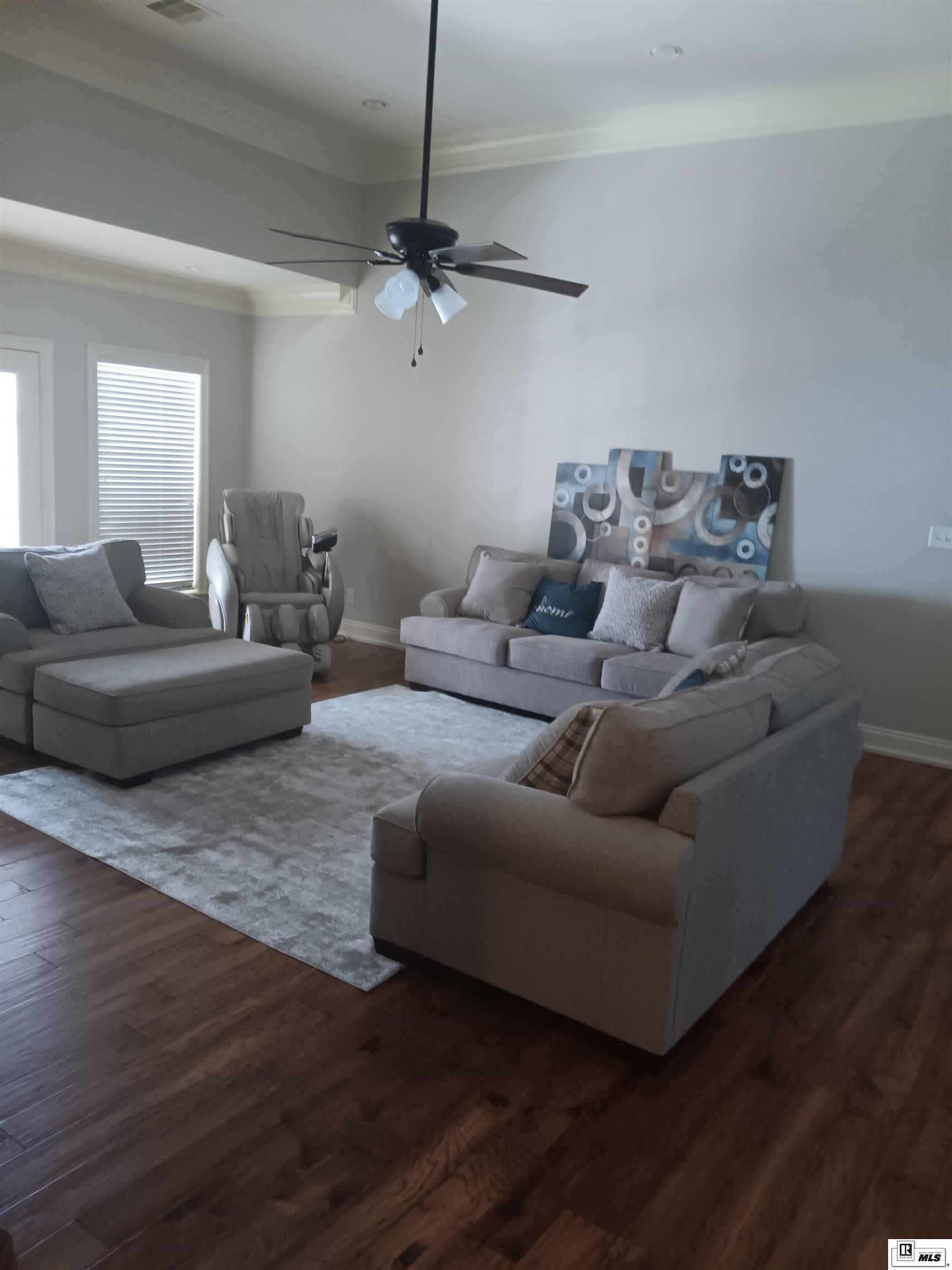 132 Creekside Drive