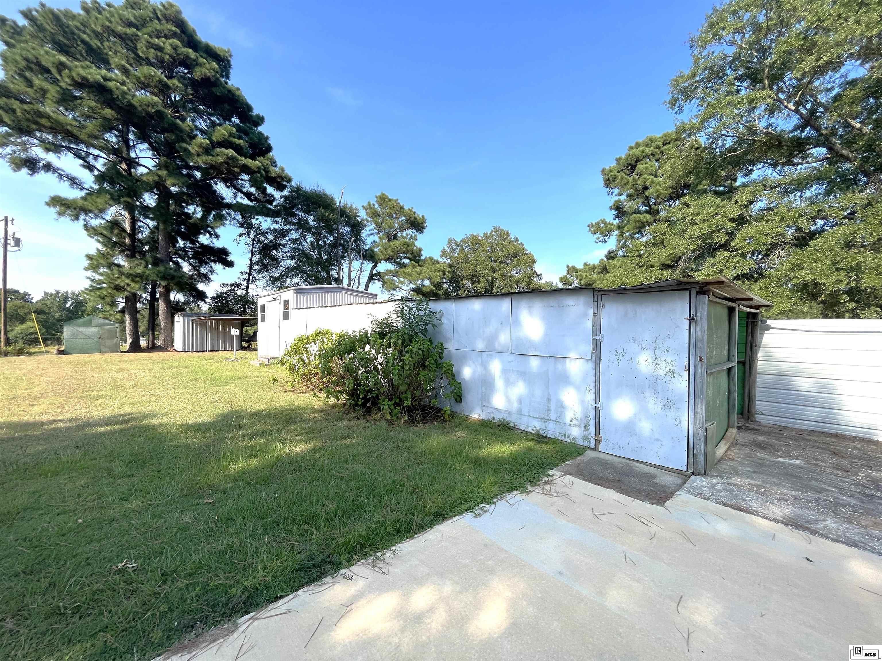 155 Twin Oaks Lane