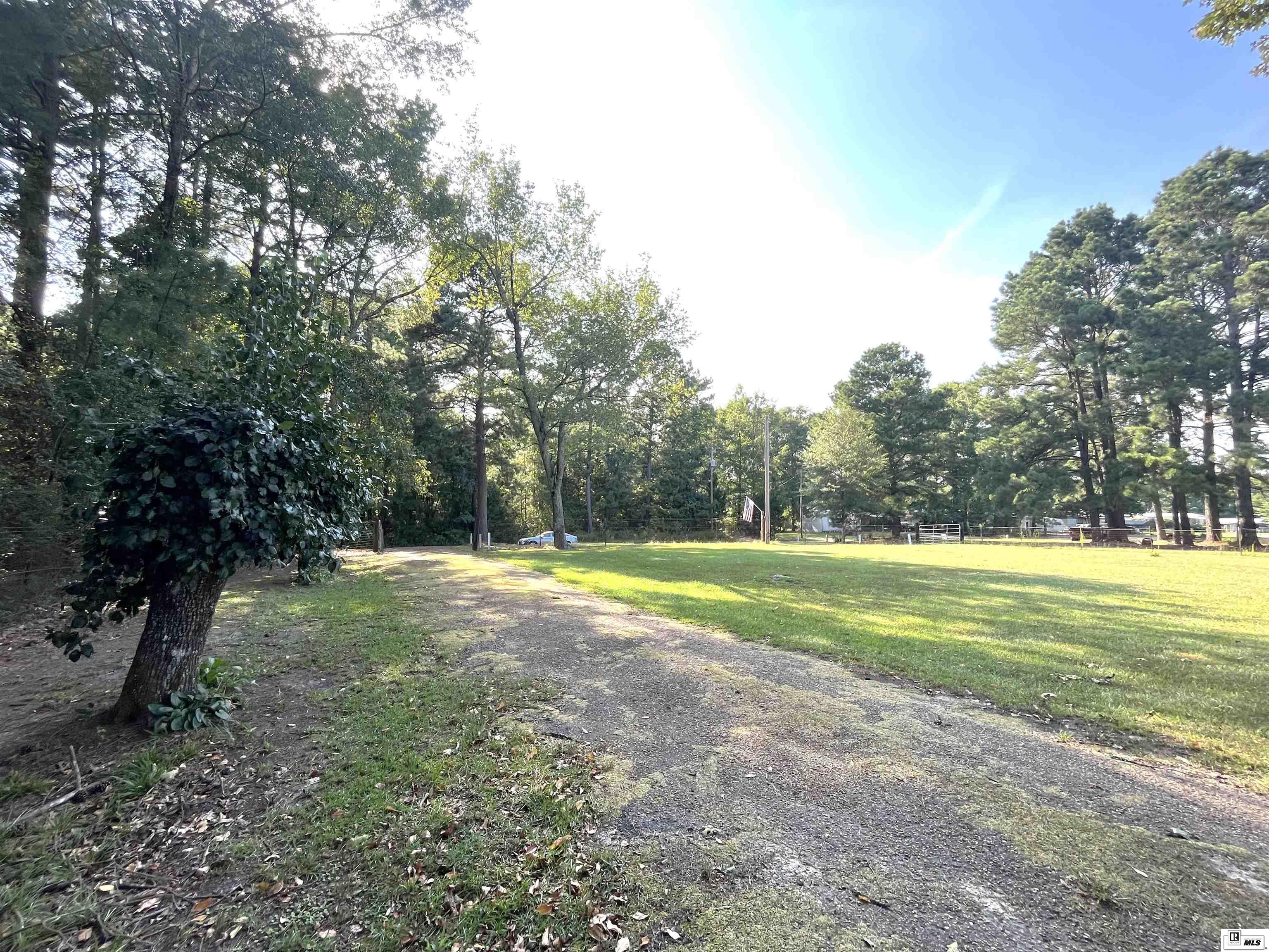 155 Twin Oaks Lane