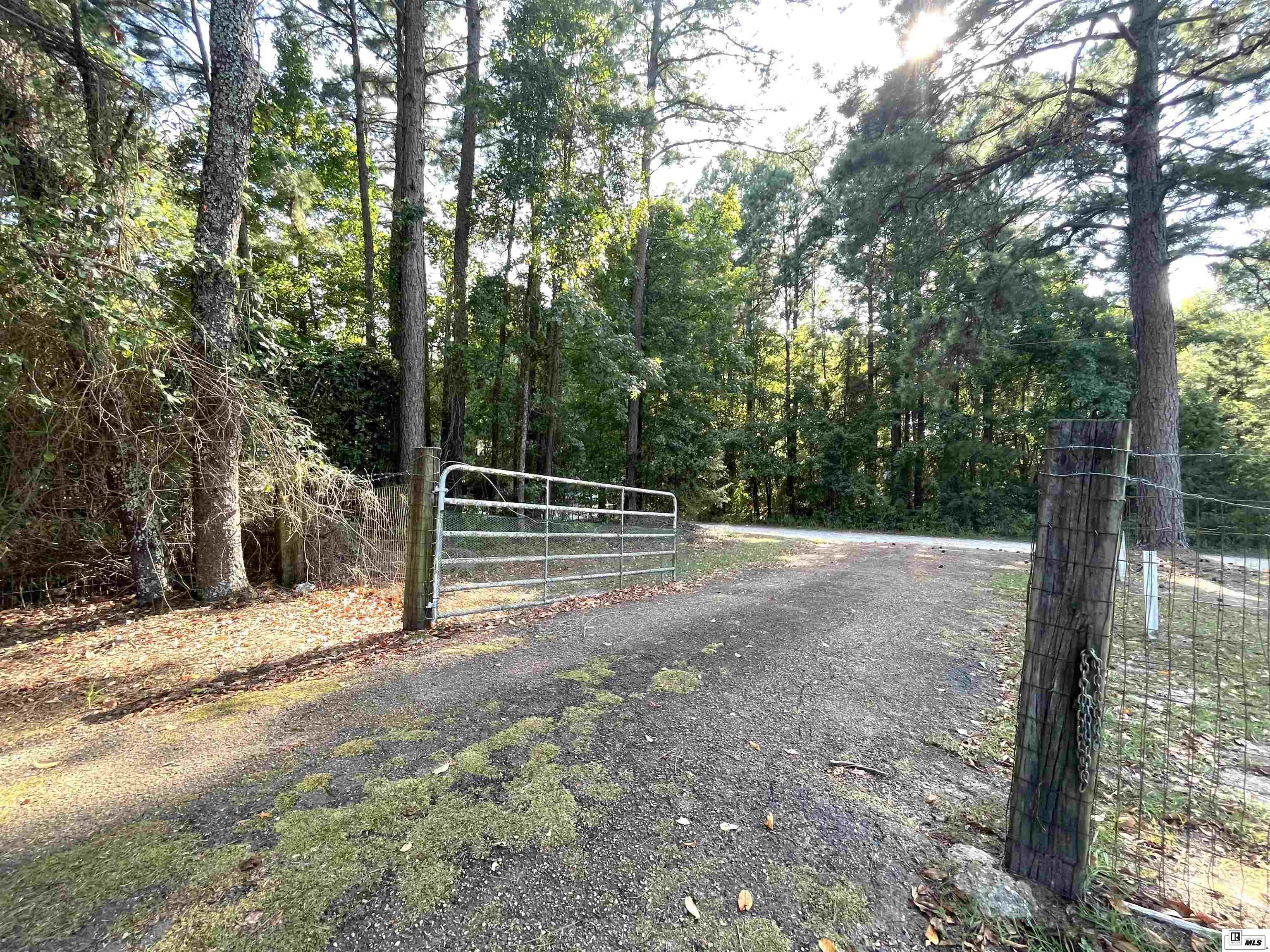 155 Twin Oaks Lane