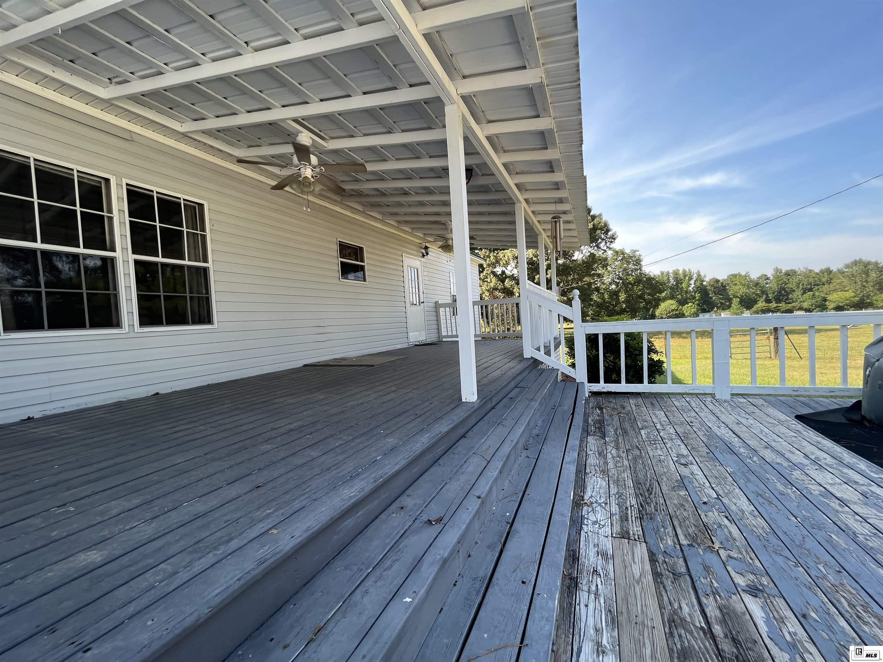 155 Twin Oaks Lane