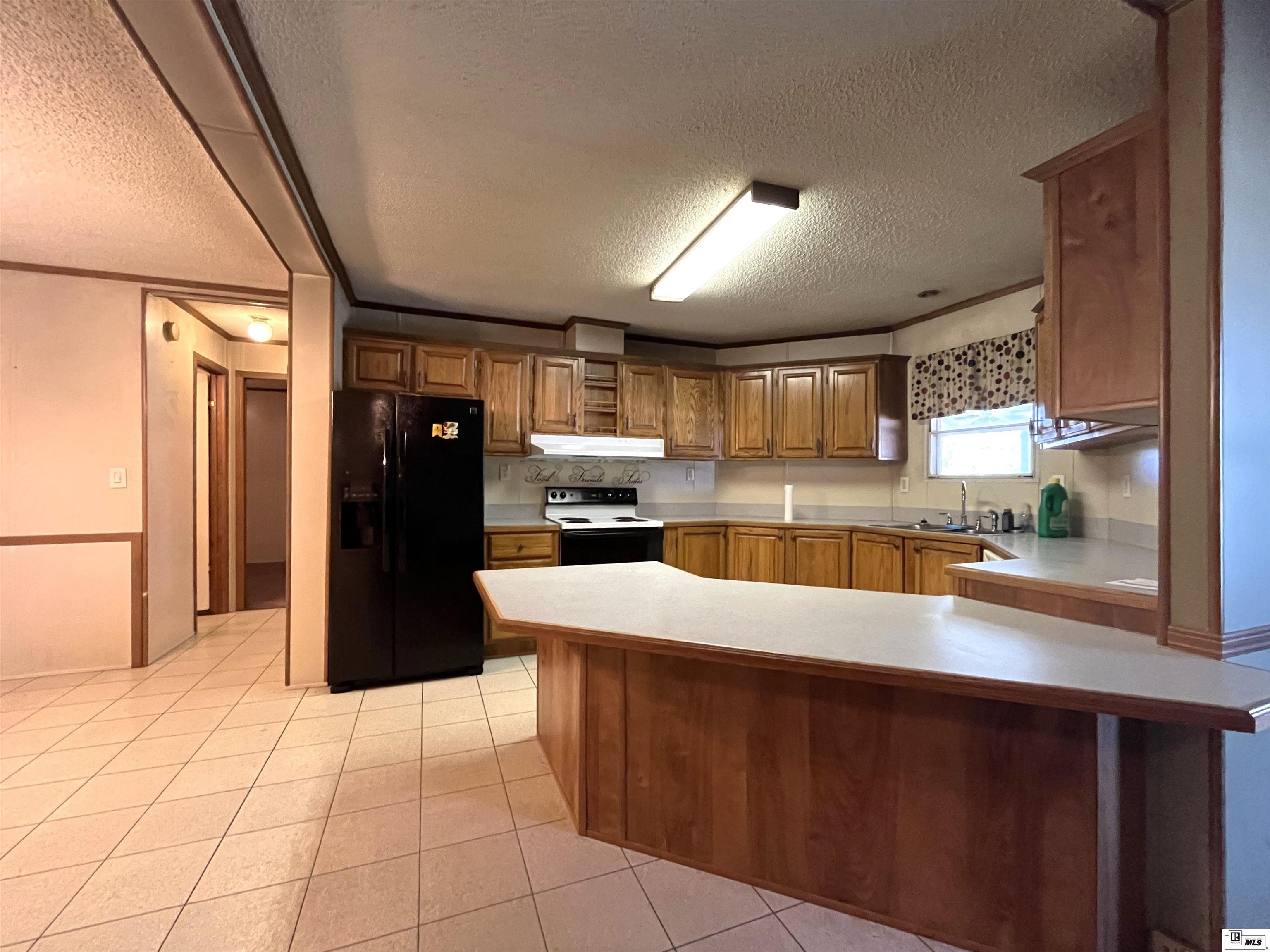 155 Twin Oaks Lane