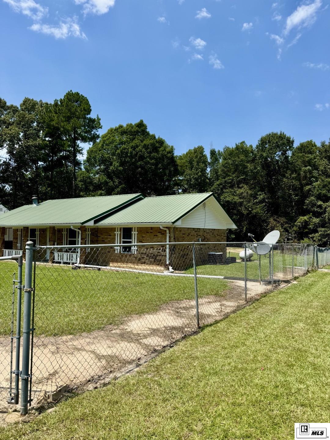 131 Cedar Grove Church