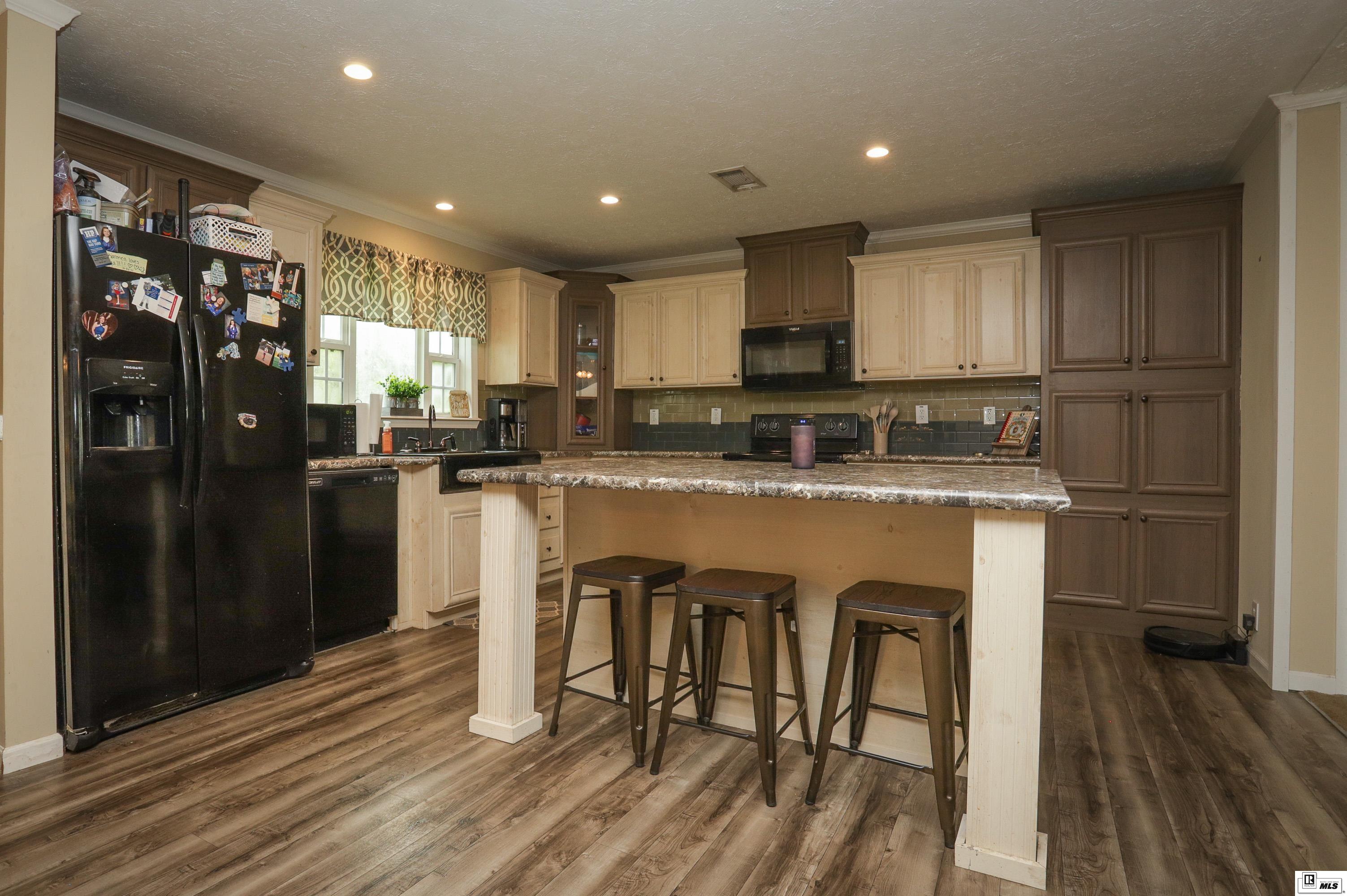 447 Shalimar Drive