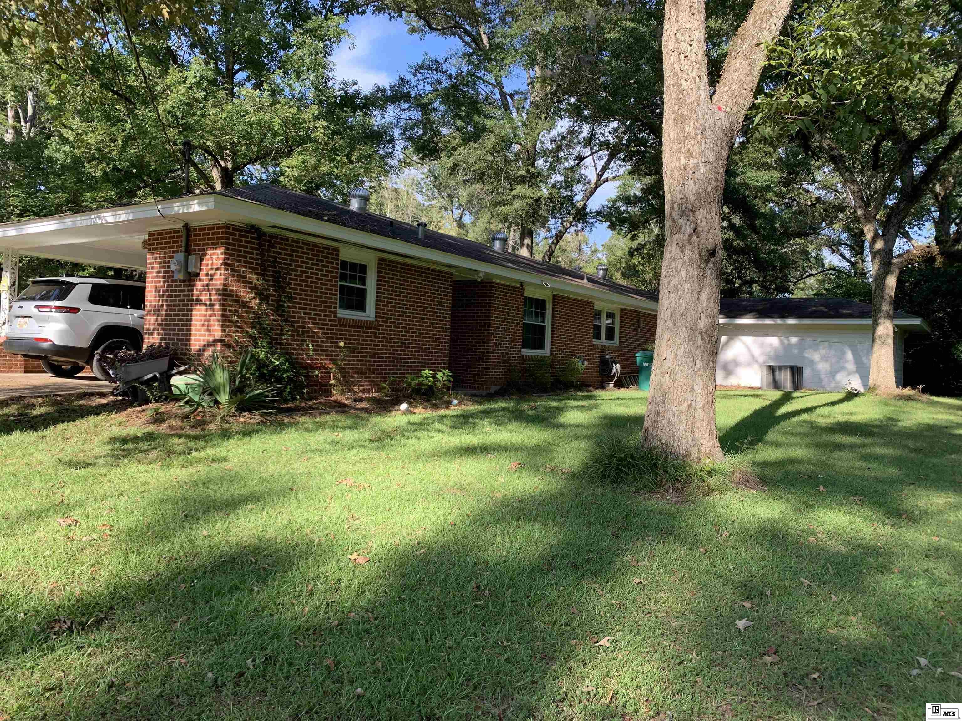 302 Biddison Drive