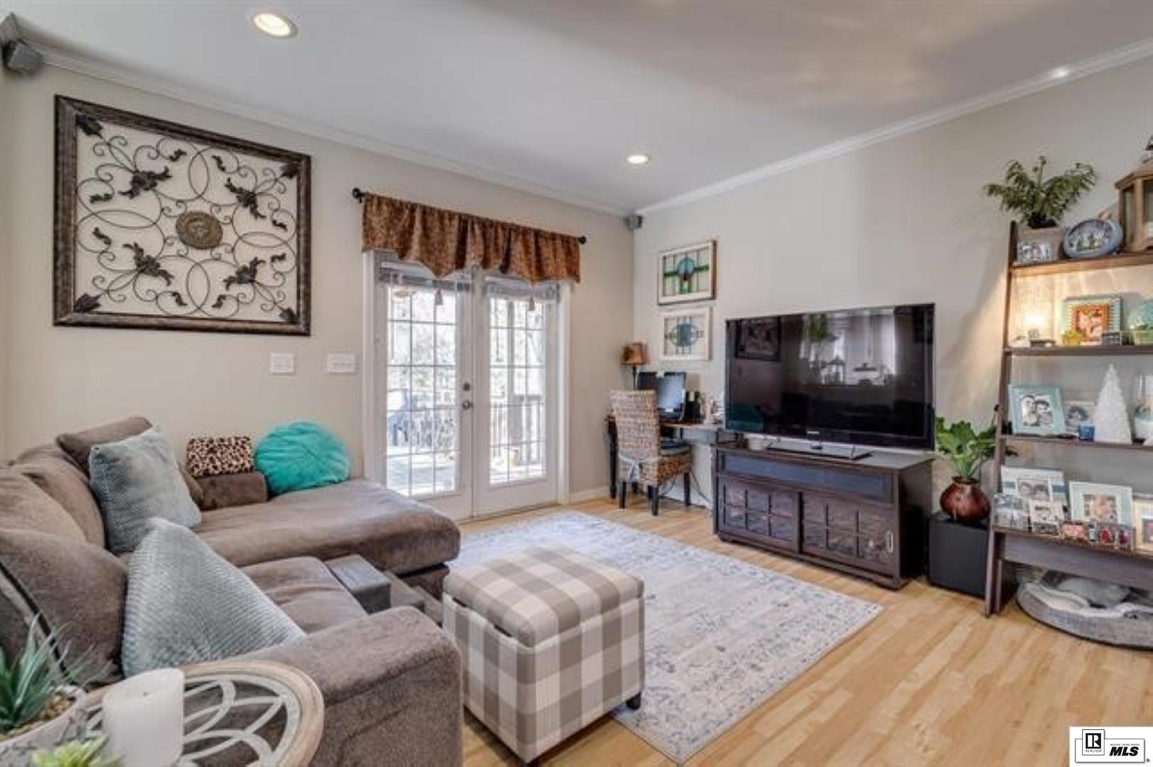 122 Ridgedale Lake Drive