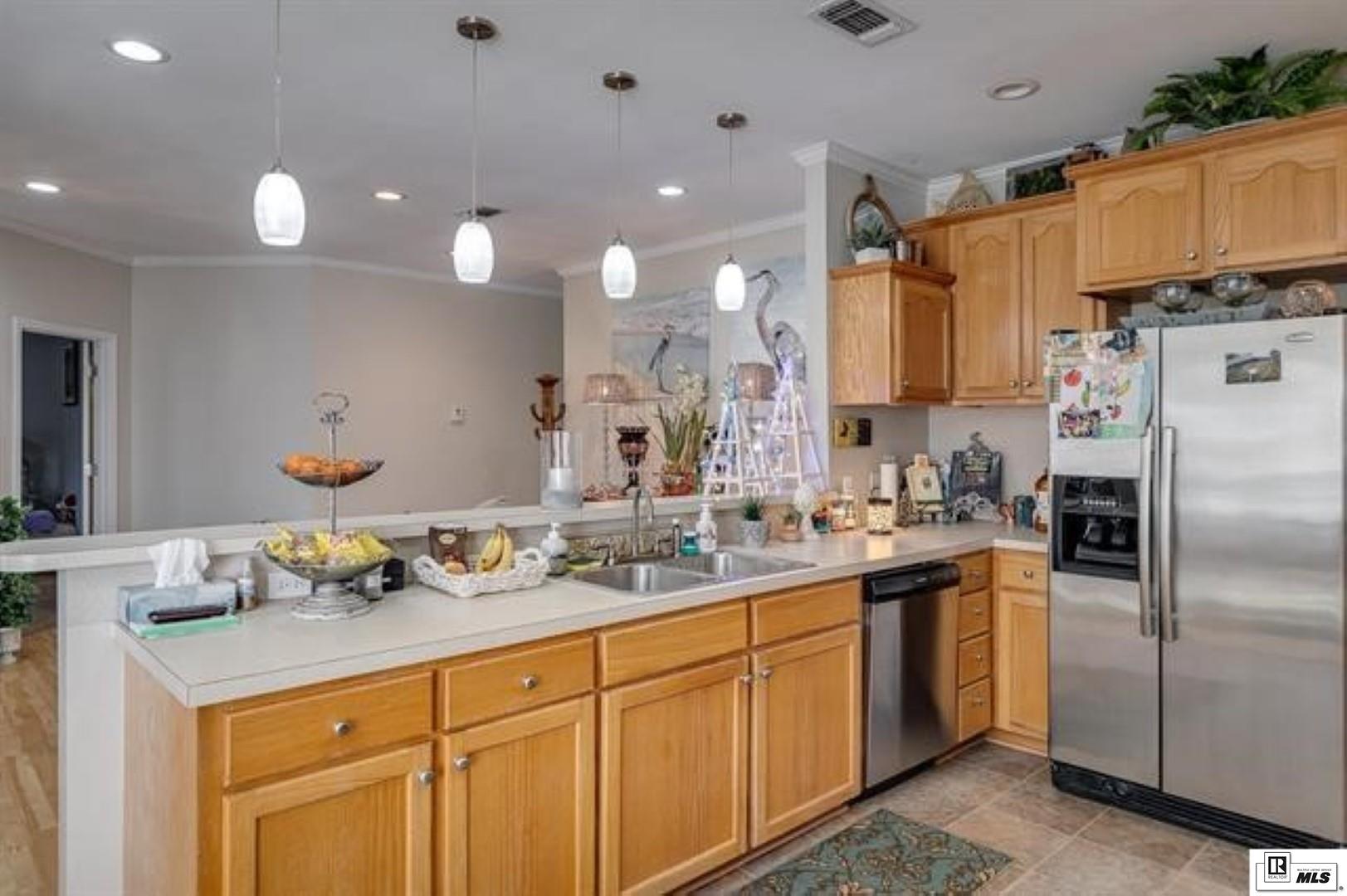 122 Ridgedale Lake Drive