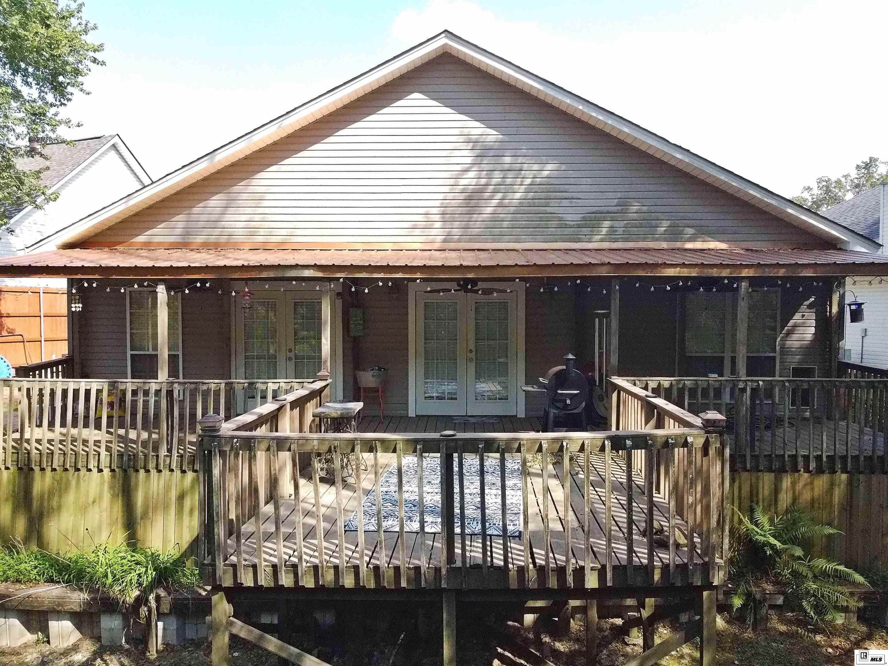 122 Ridgedale Lake Drive