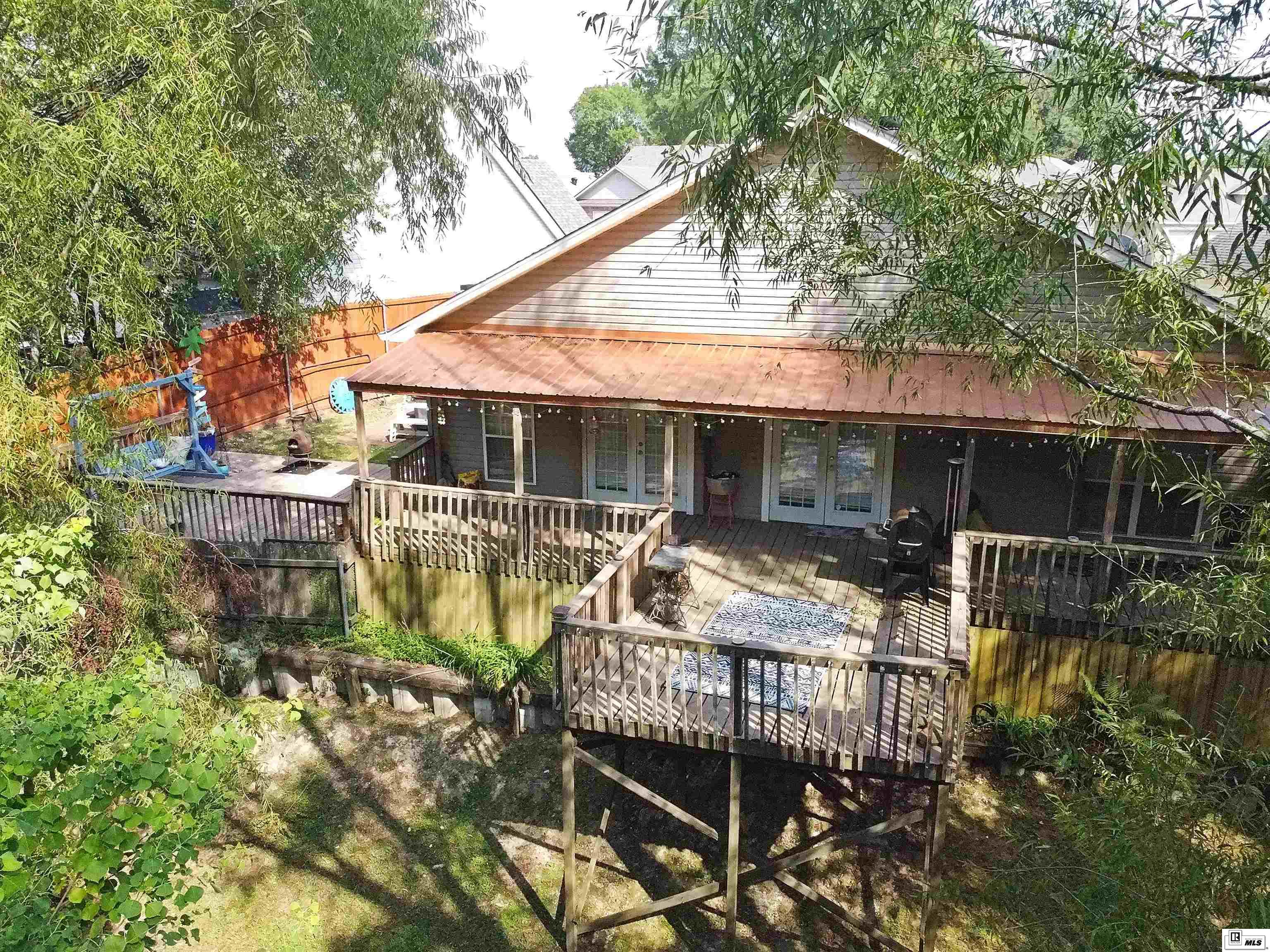 122 Ridgedale Lake Drive