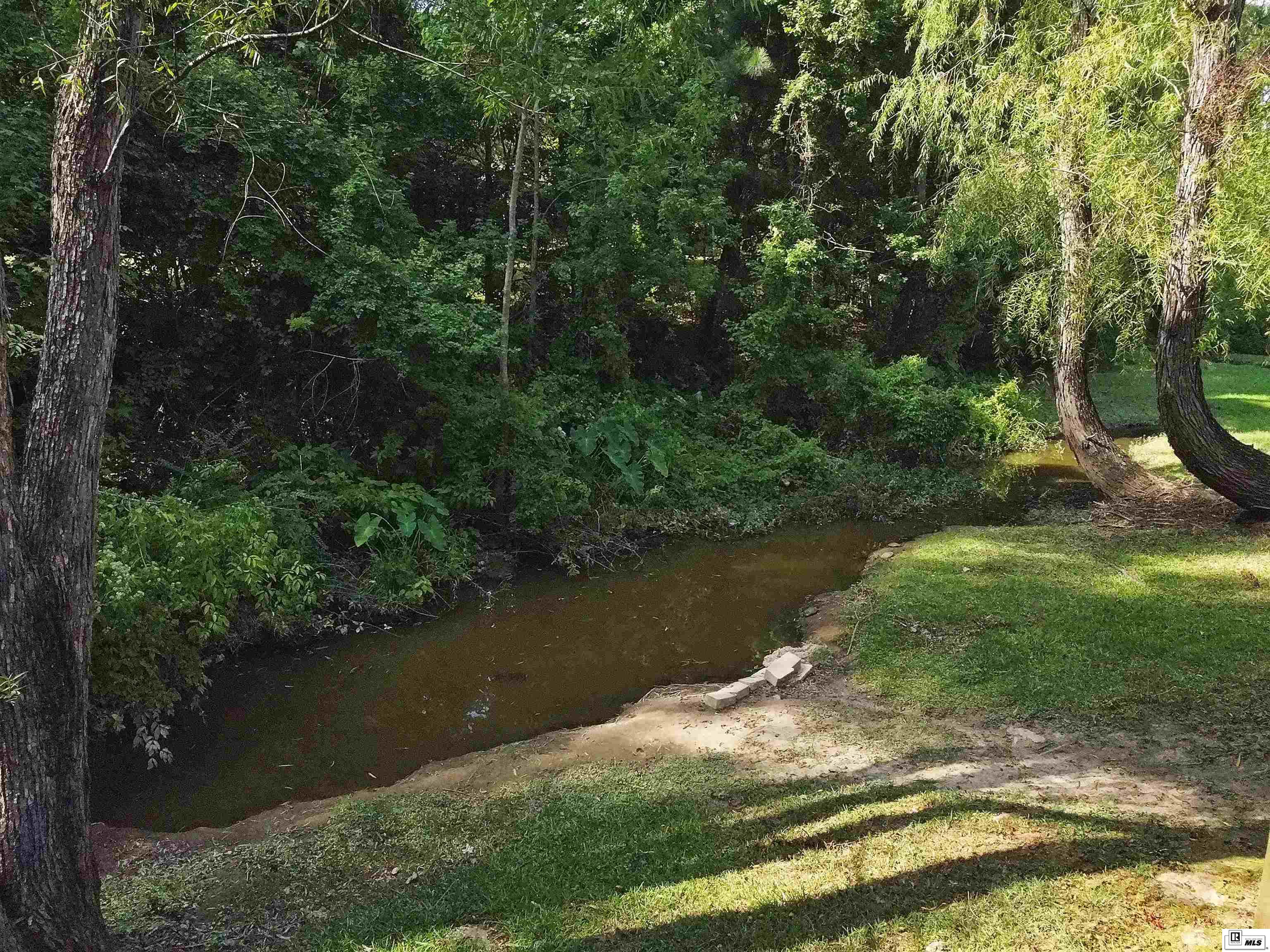 122 Ridgedale Lake Drive