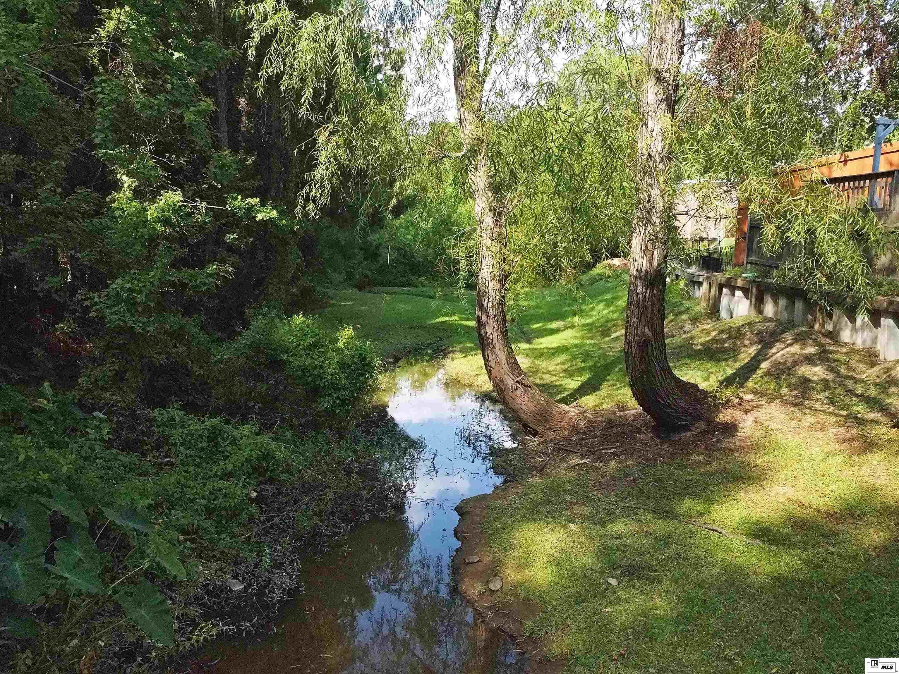 122 Ridgedale Lake Drive