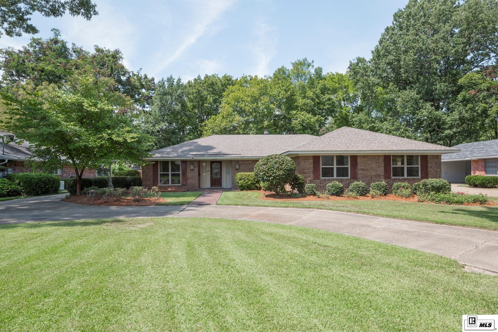 2105 Oakmont Street