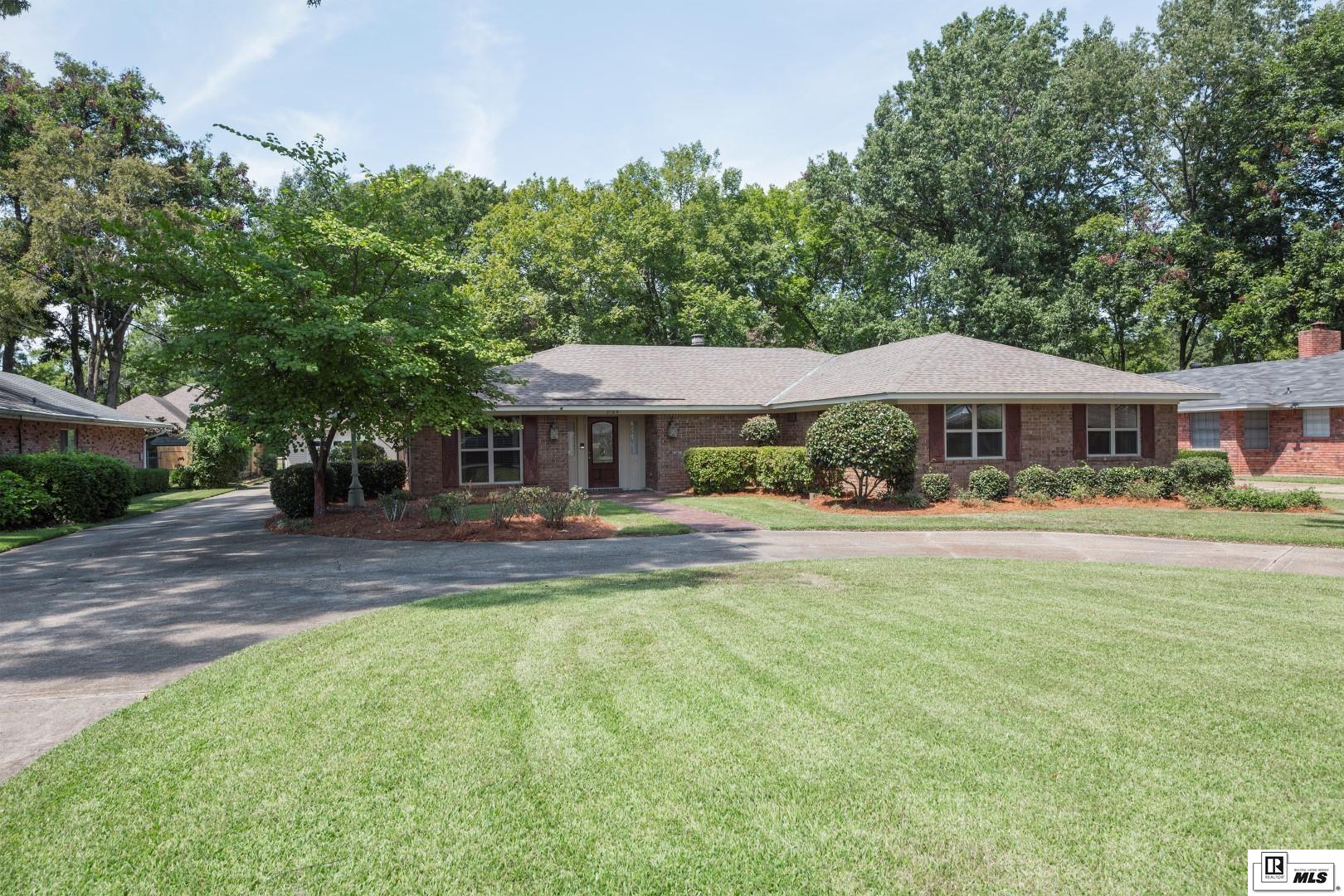 2105 Oakmont Street