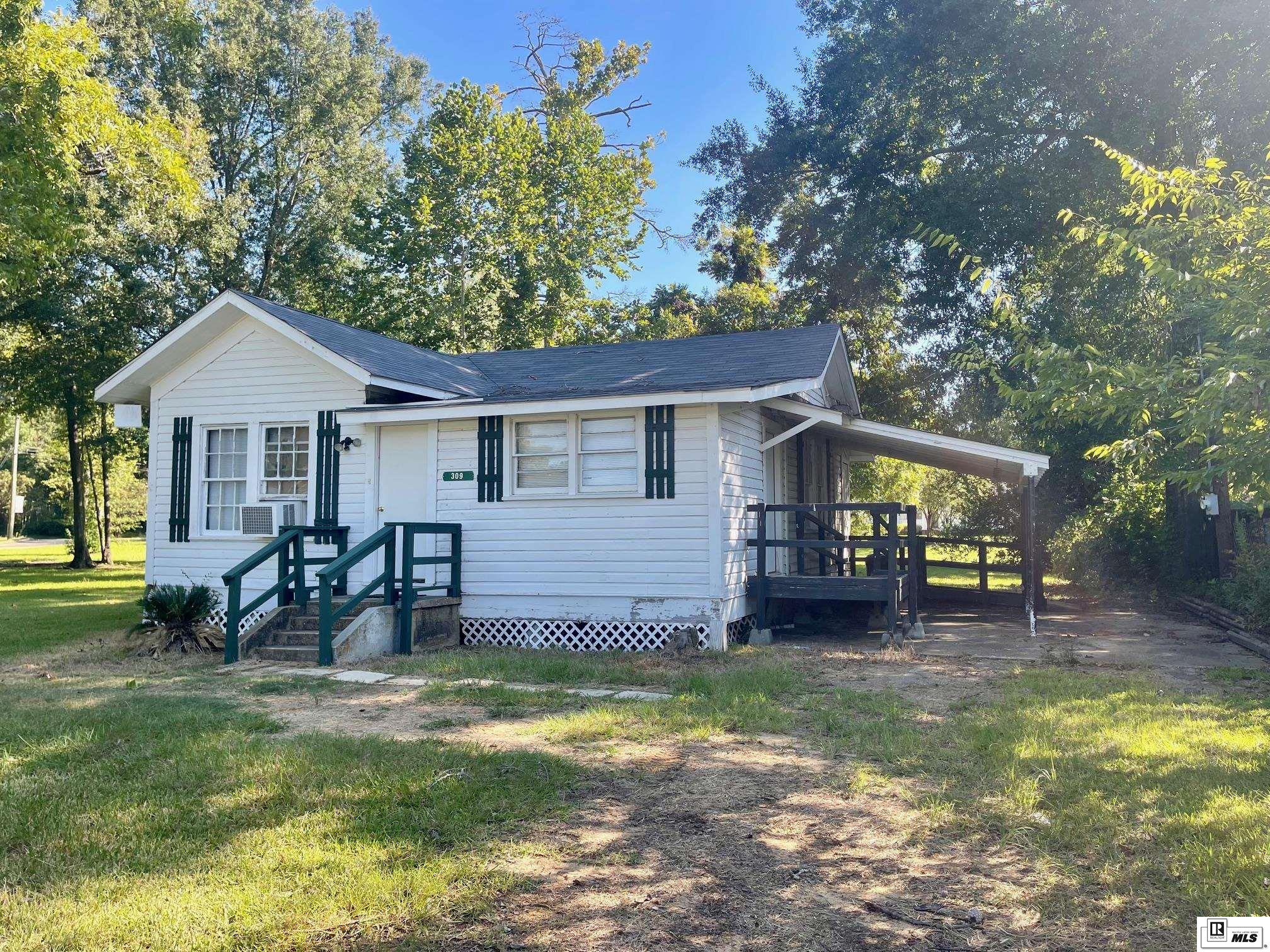 309 Chambers Avenue
