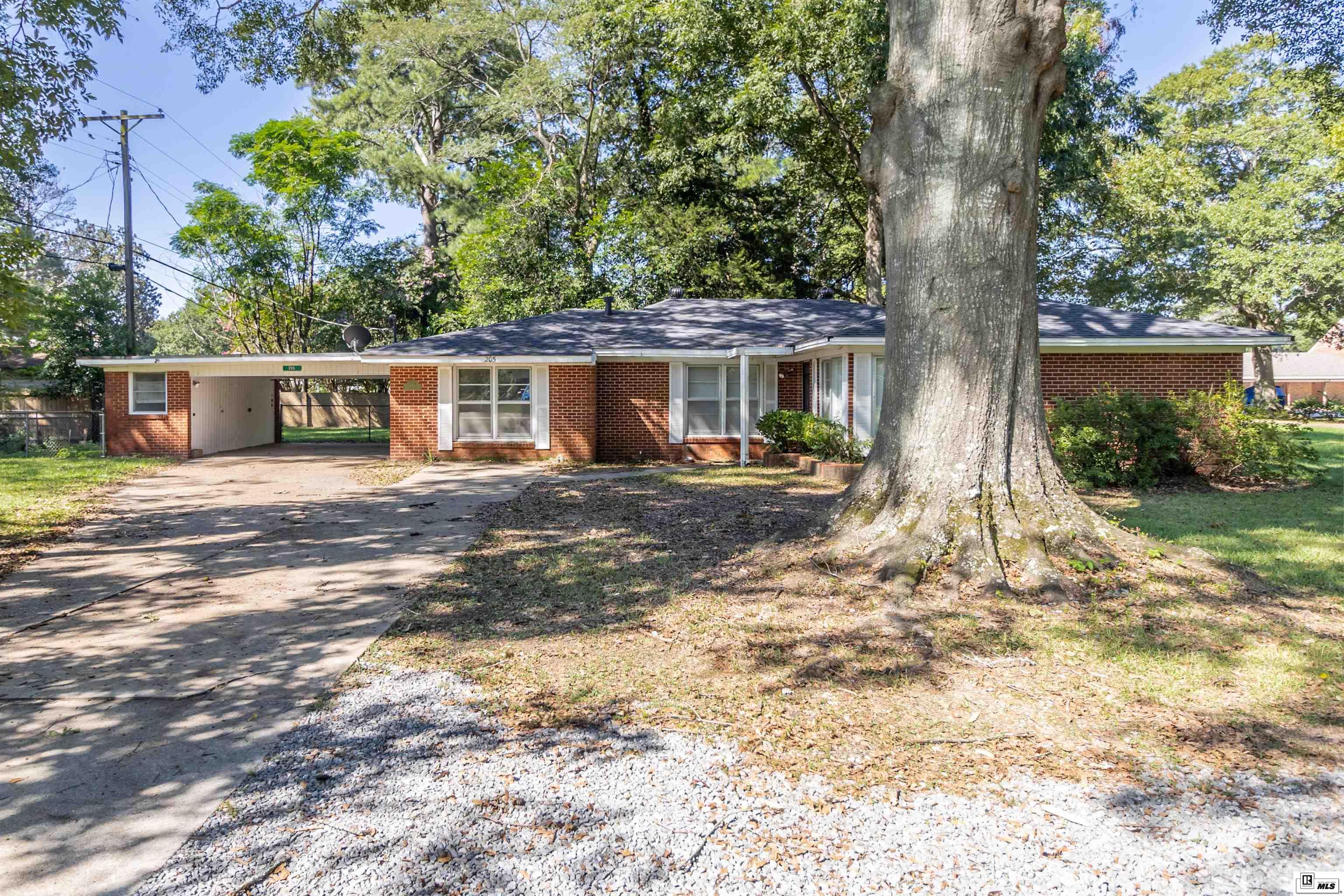 205 Broadmoor Boulevard