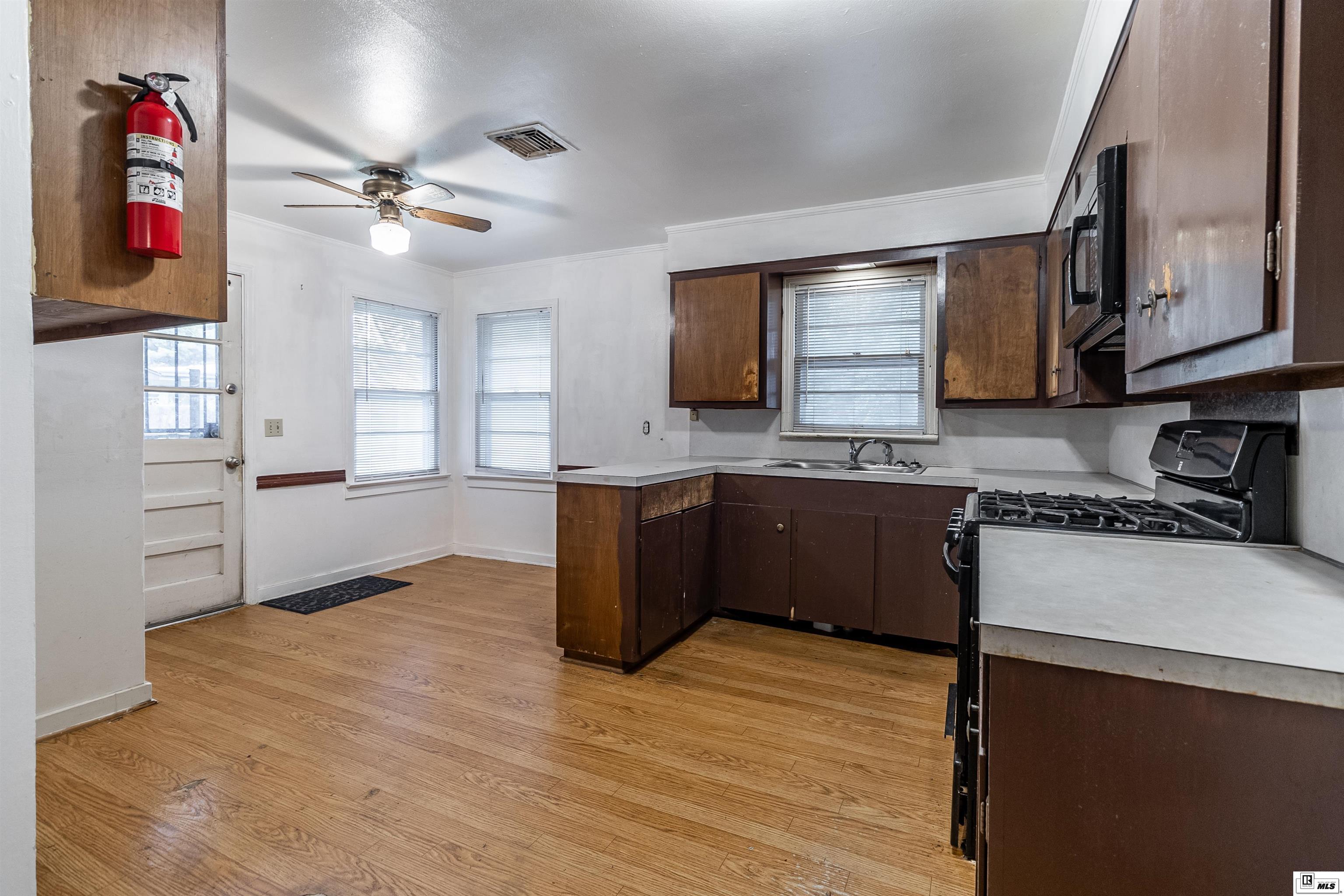 205 Broadmoor Boulevard