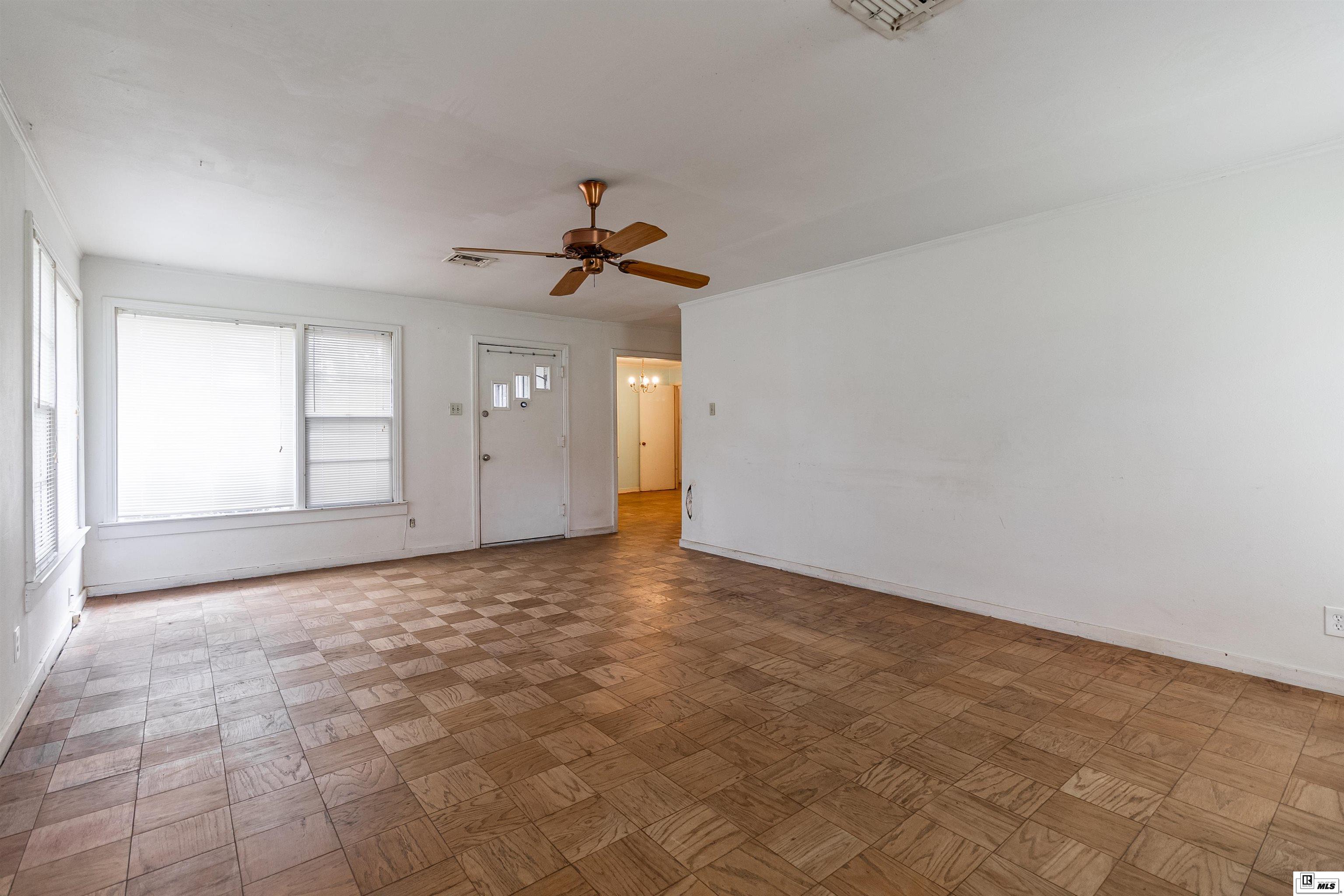 205 Broadmoor Boulevard