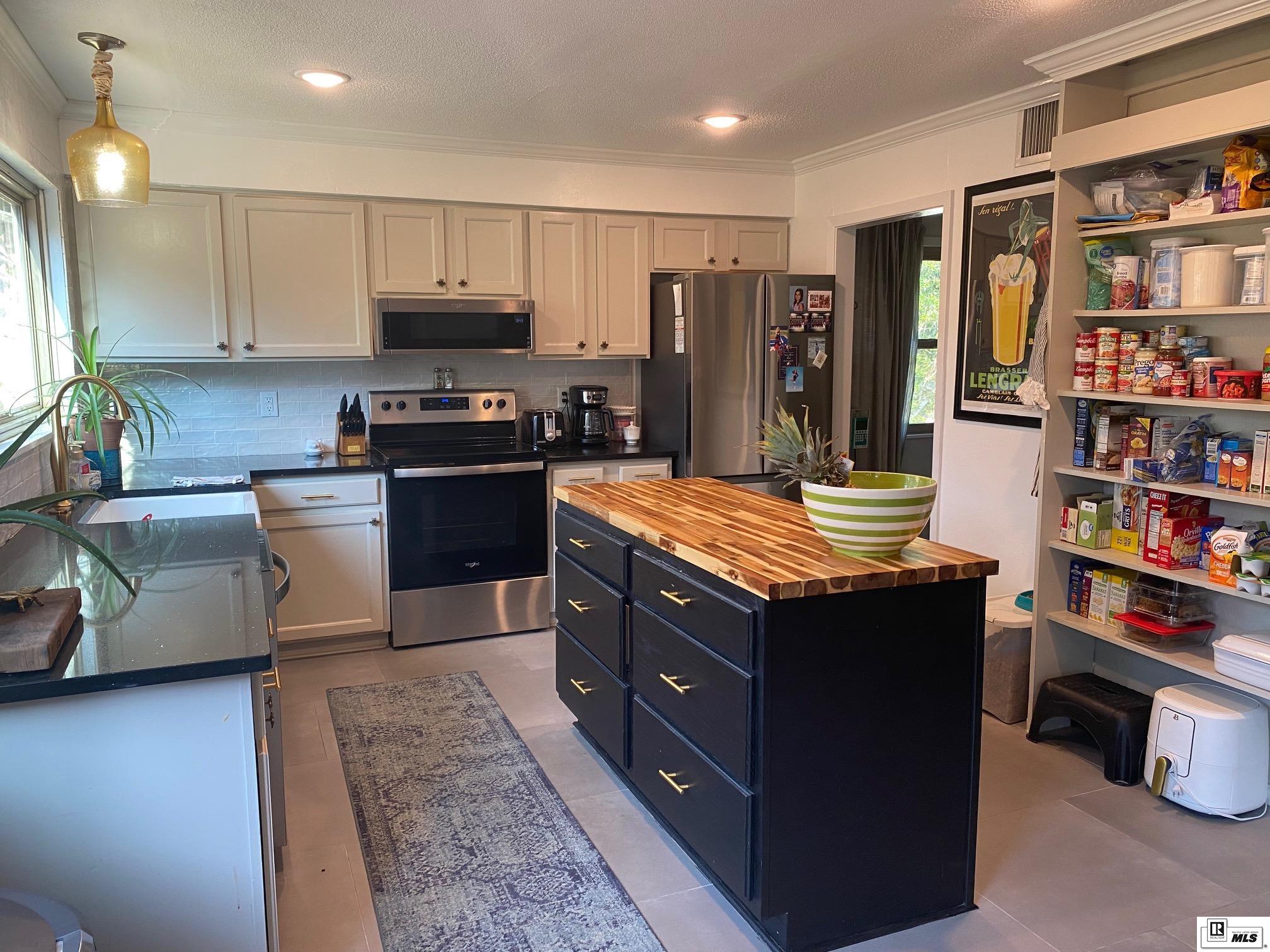 202 Alta Mira Drive