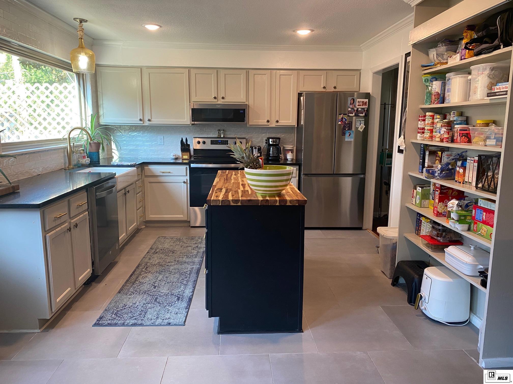 202 Alta Mira Drive