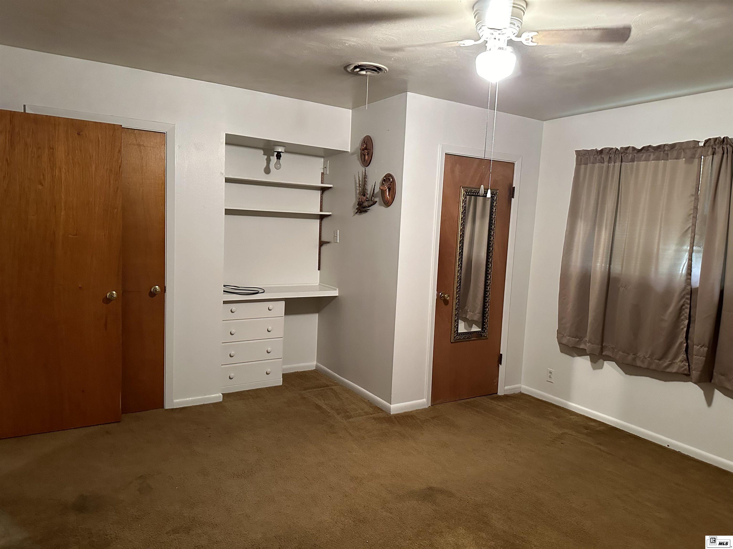 333 Iris Street