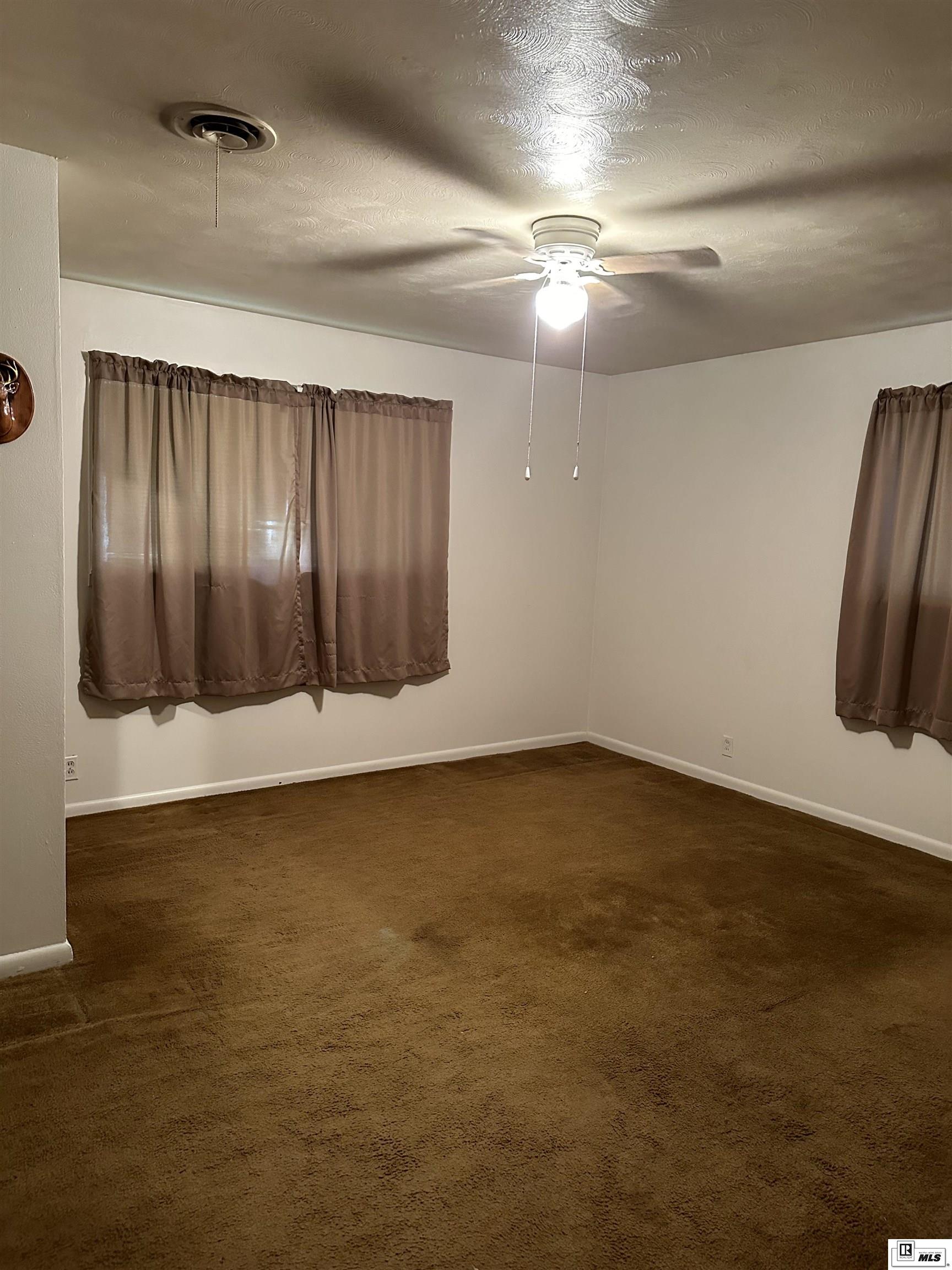 333 Iris Street