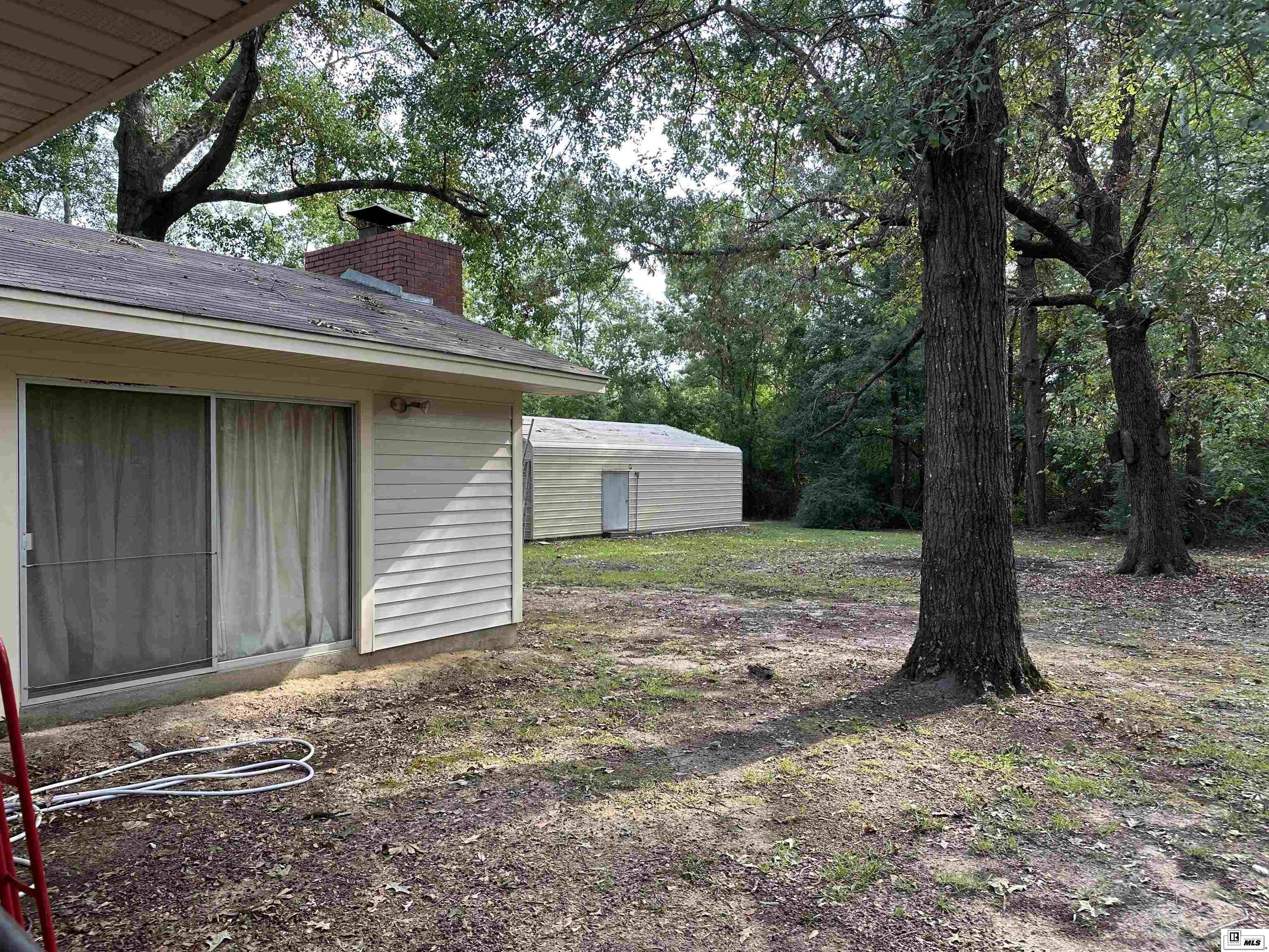 333 Iris Street