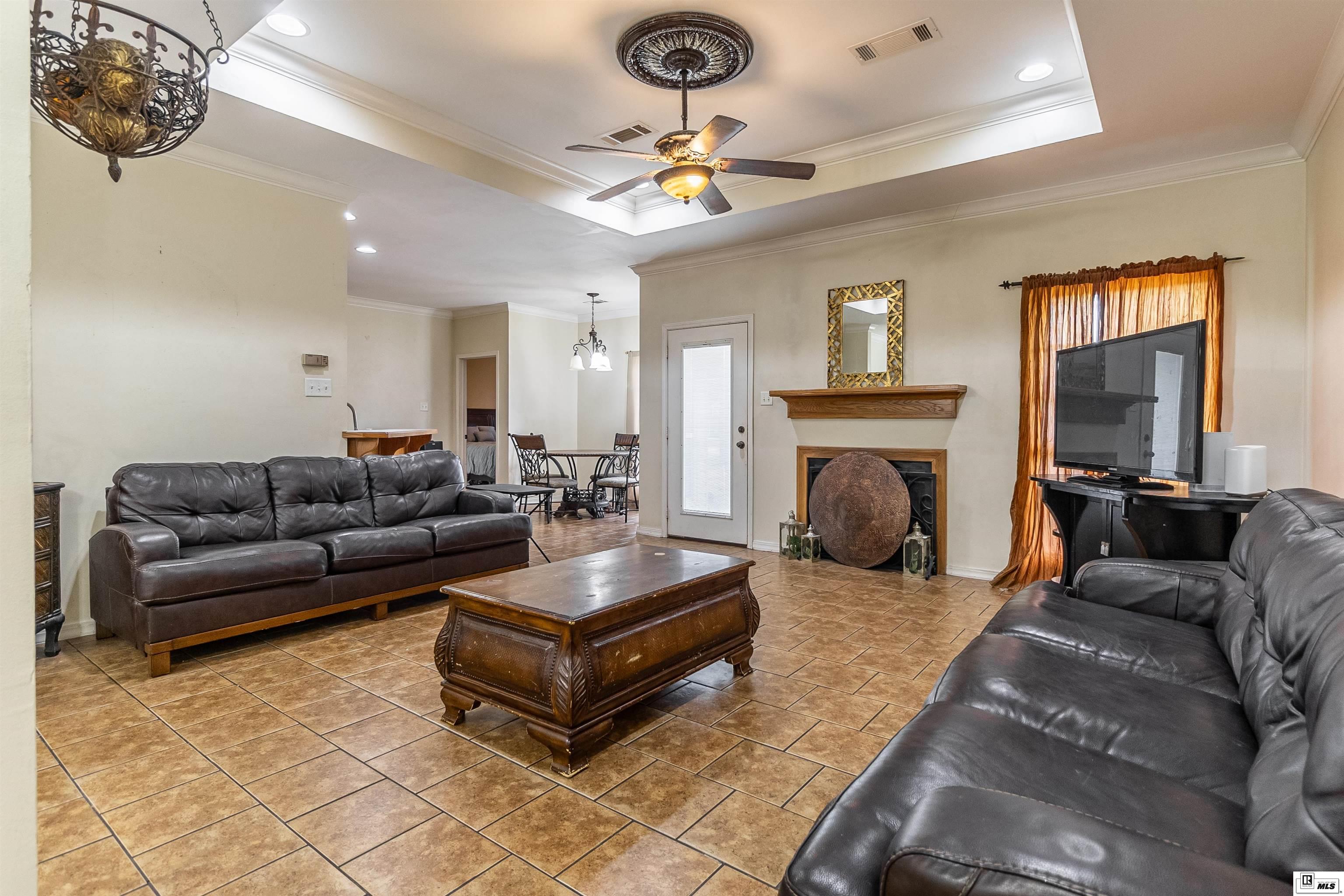 101 Curry Creek Court