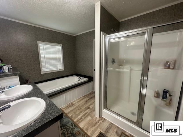 1381 Harmon Loop