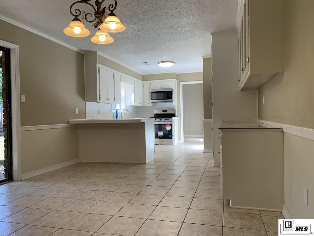 111 Loop Drive
