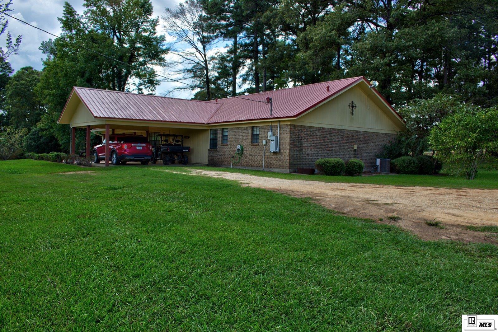 11385 Highway 15