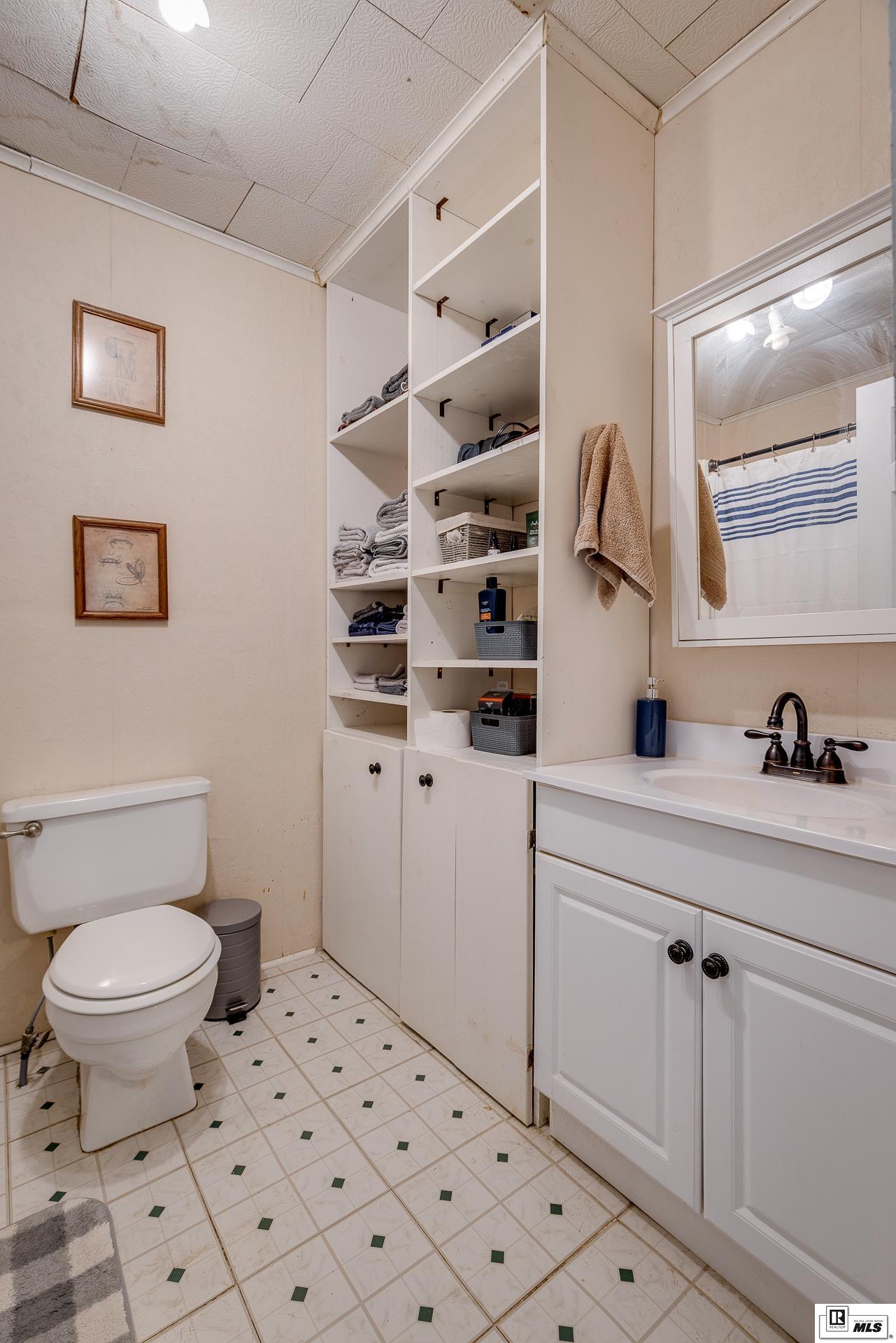 1444 Bear Creek Road