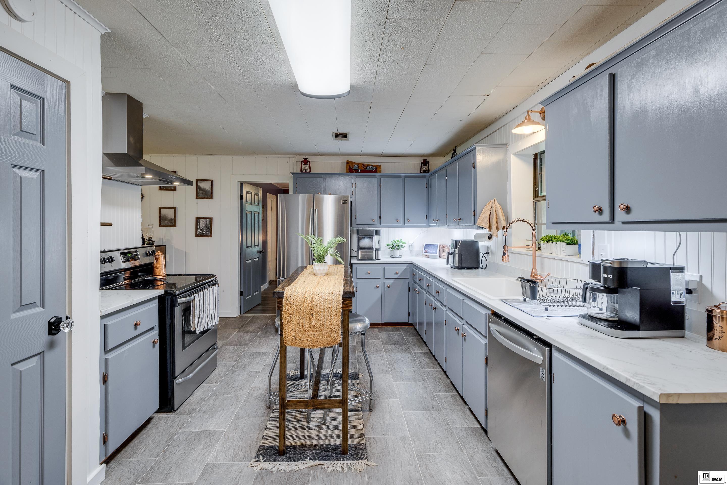 1444 Bear Creek Road