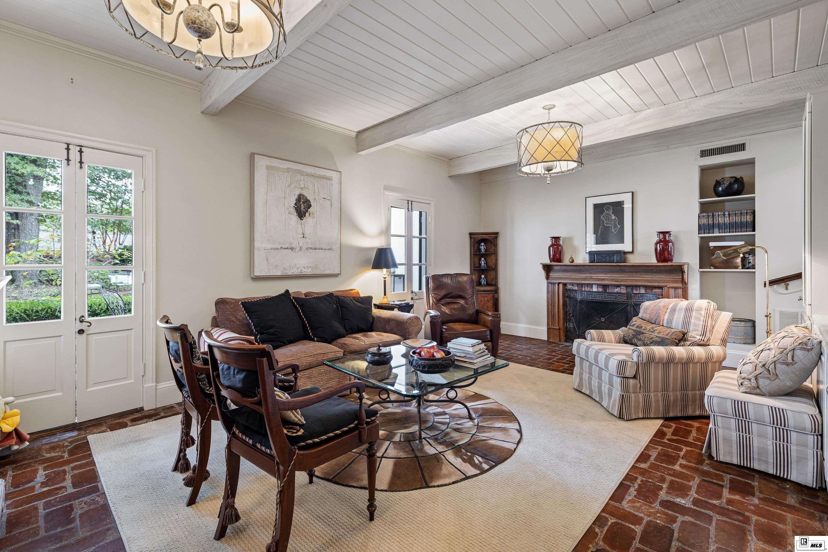 301 Country Club Road