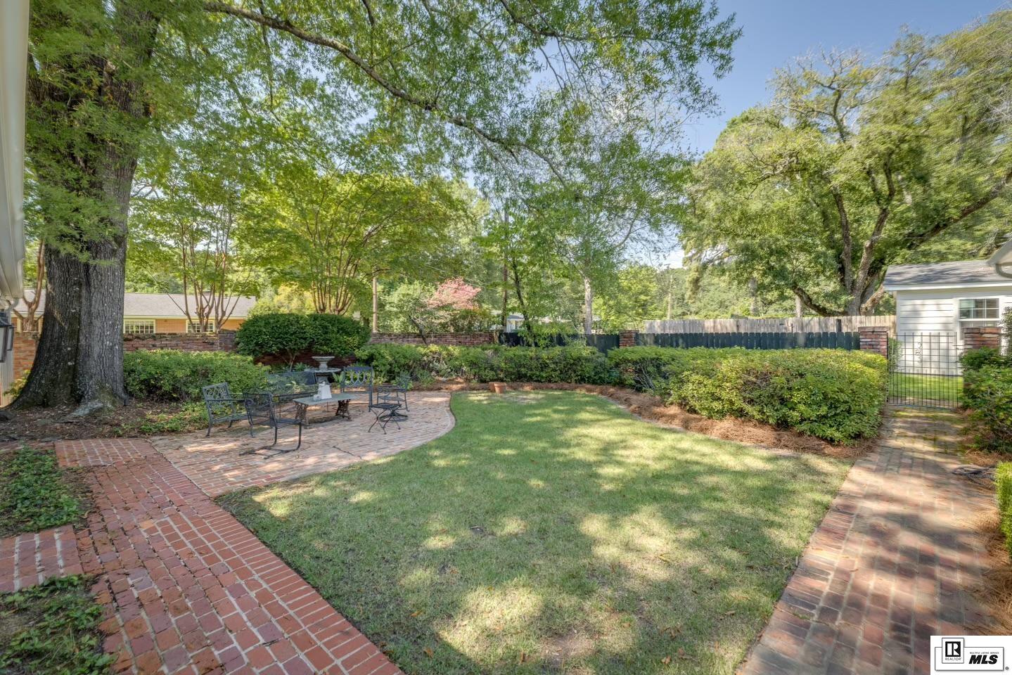 301 Country Club Road