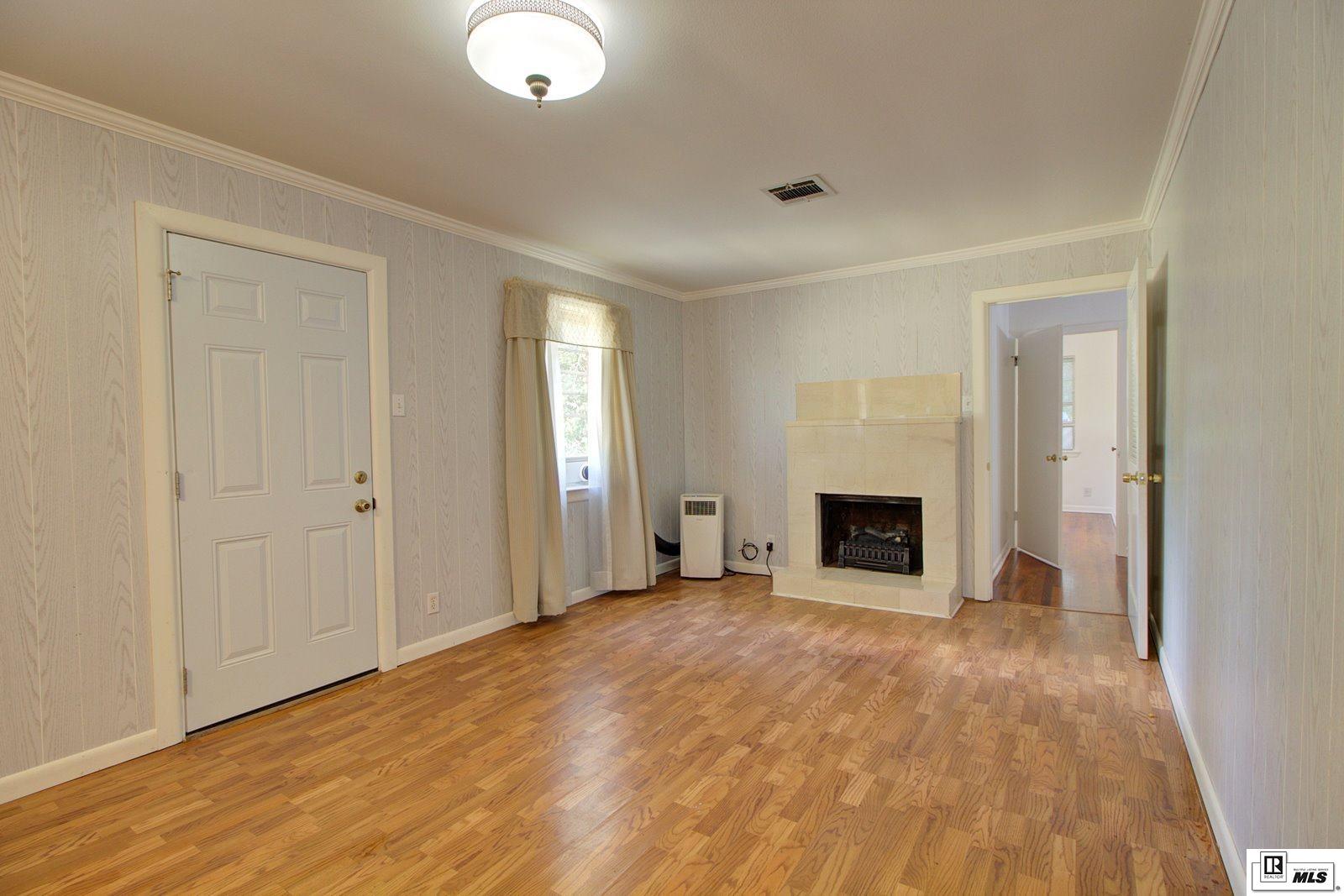 1219 Prairie Road