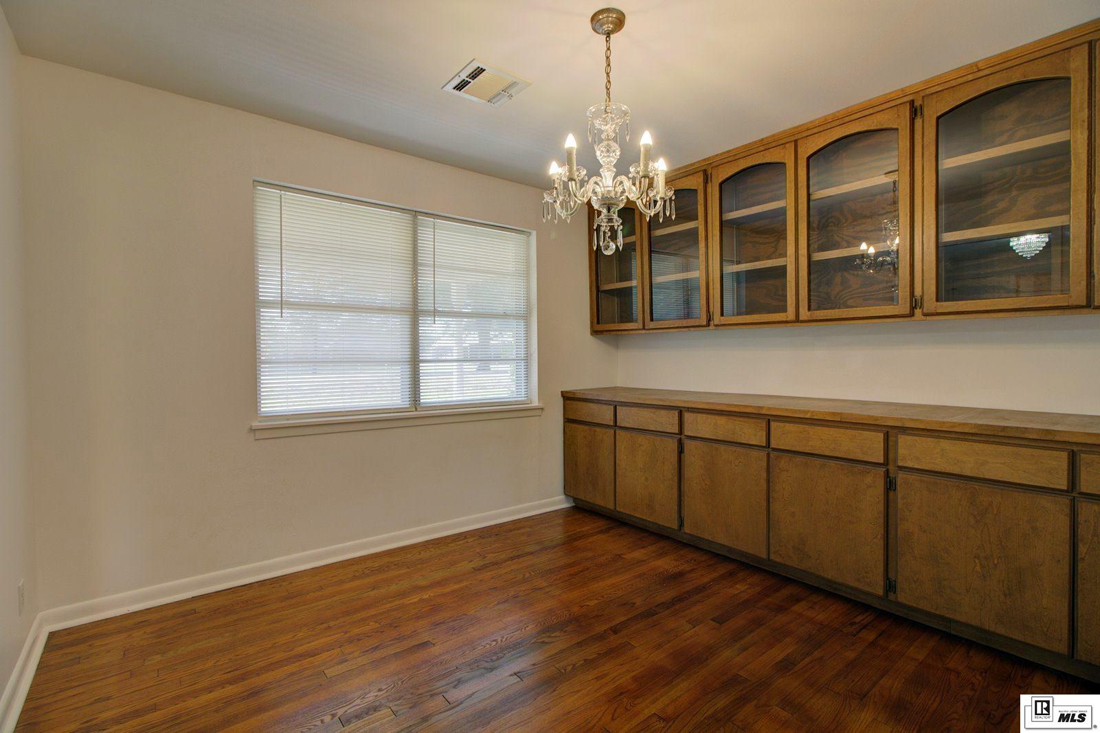 1219 Prairie Road
